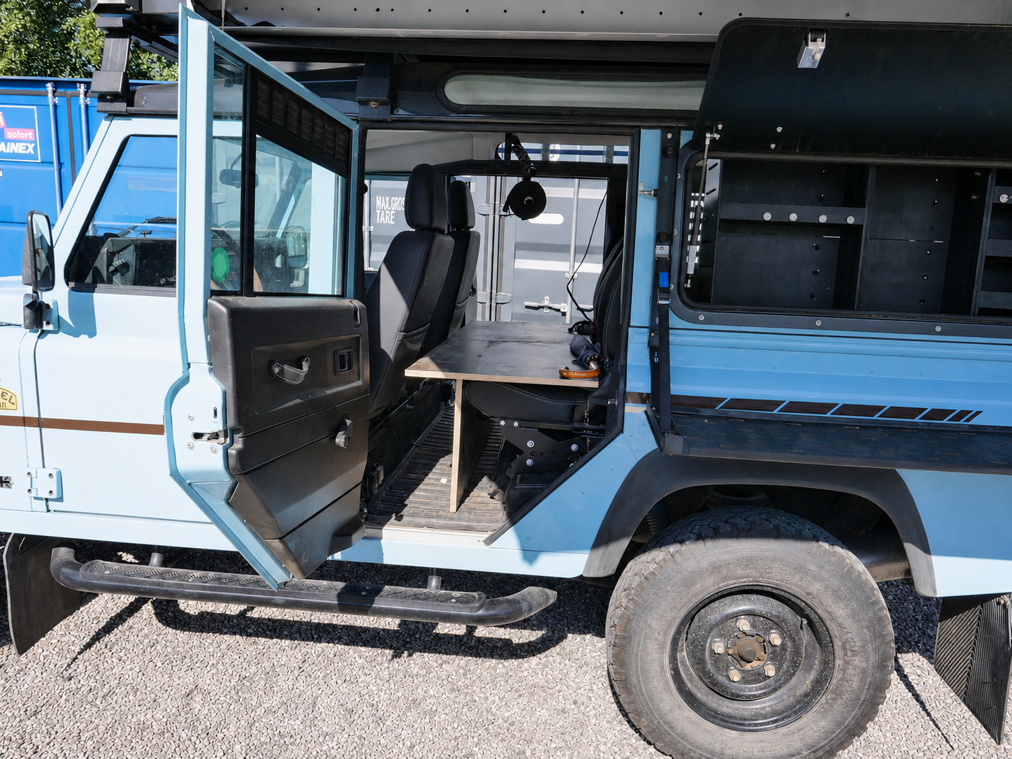 LAND ROVER DEFENDER-image-10
