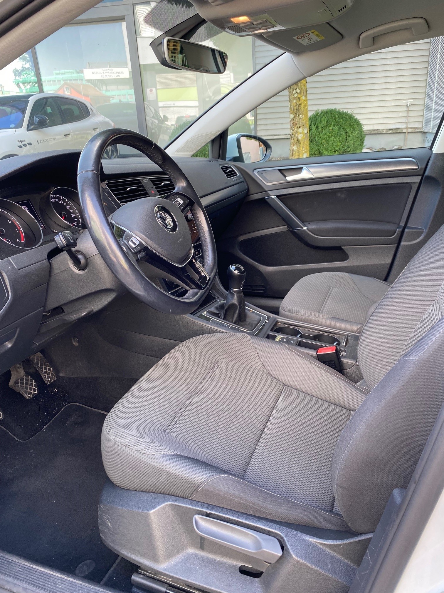 VW Golf VII 1.5 TSI Comfortline-image-3
