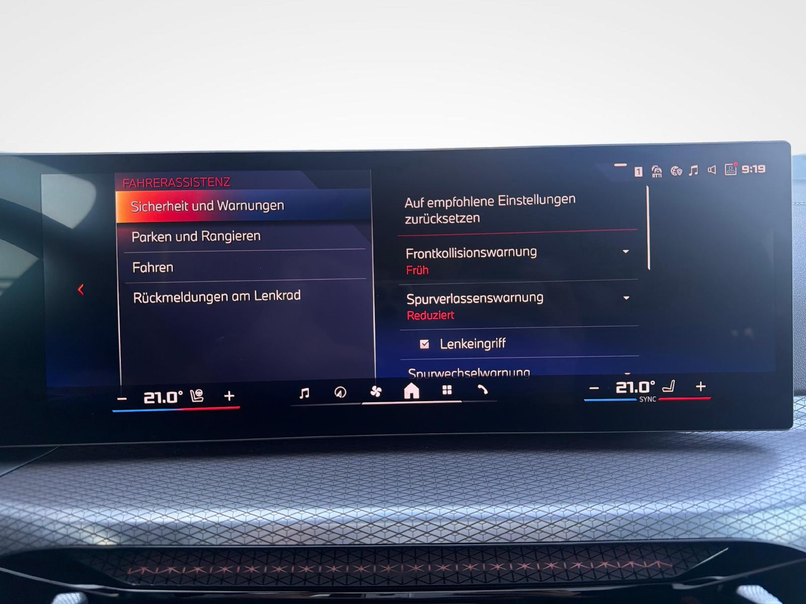 BMW i4 M60-image-17