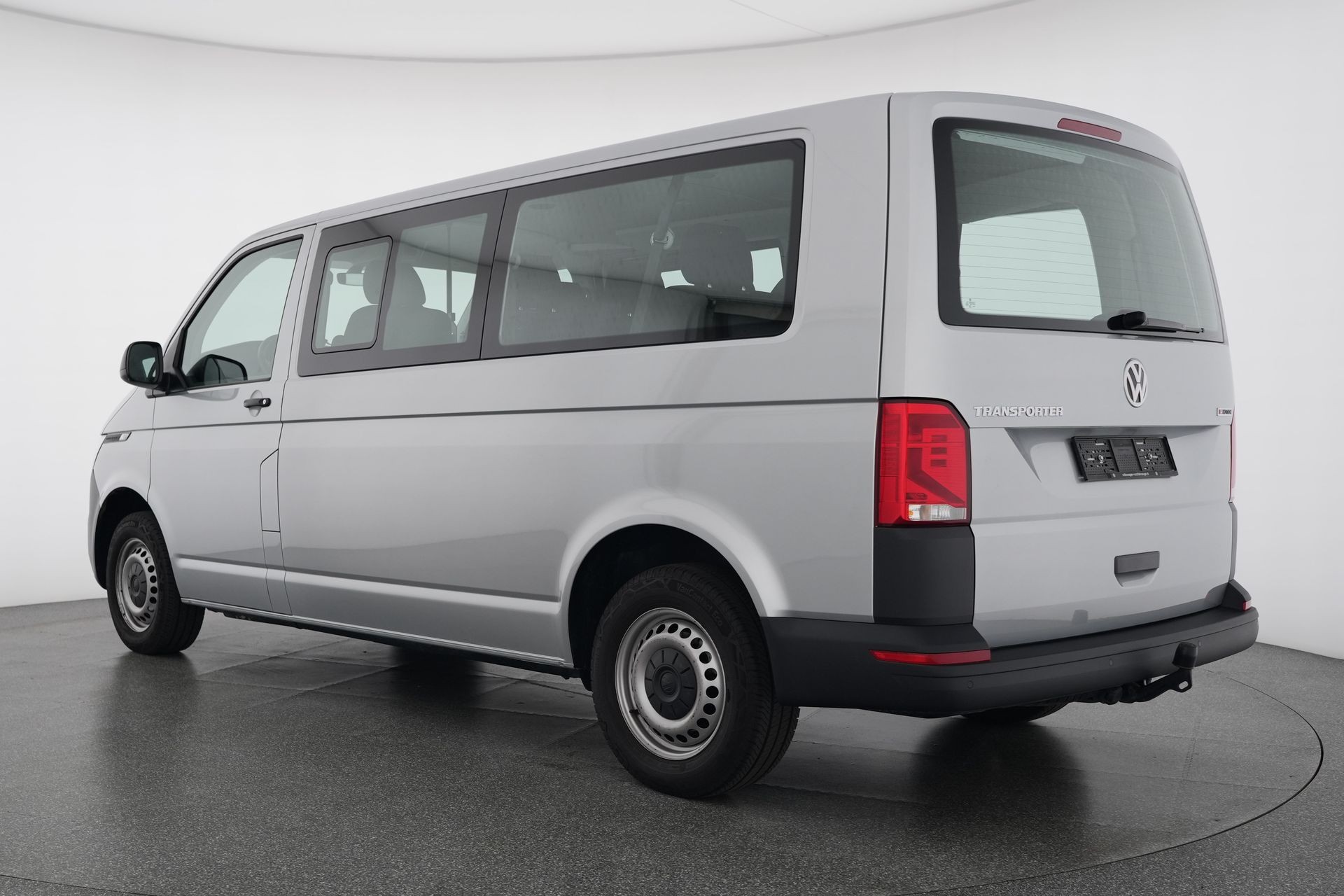VW T6.1 Caravelle 2.0 TDI Comfortline 4Motion DSG LWB 4x4 mit 9-Plätze-showroom-element-2