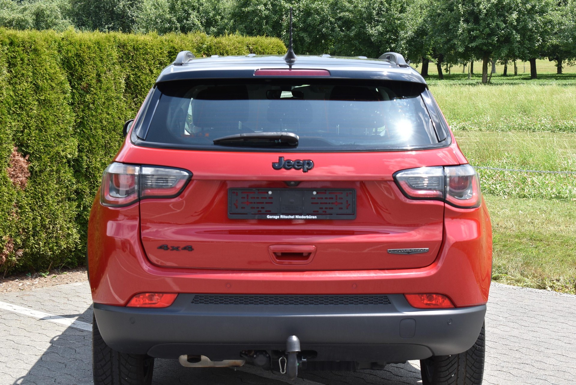 JEEP Compass 2.0 MultiJet Night Eagle AWD-image-3