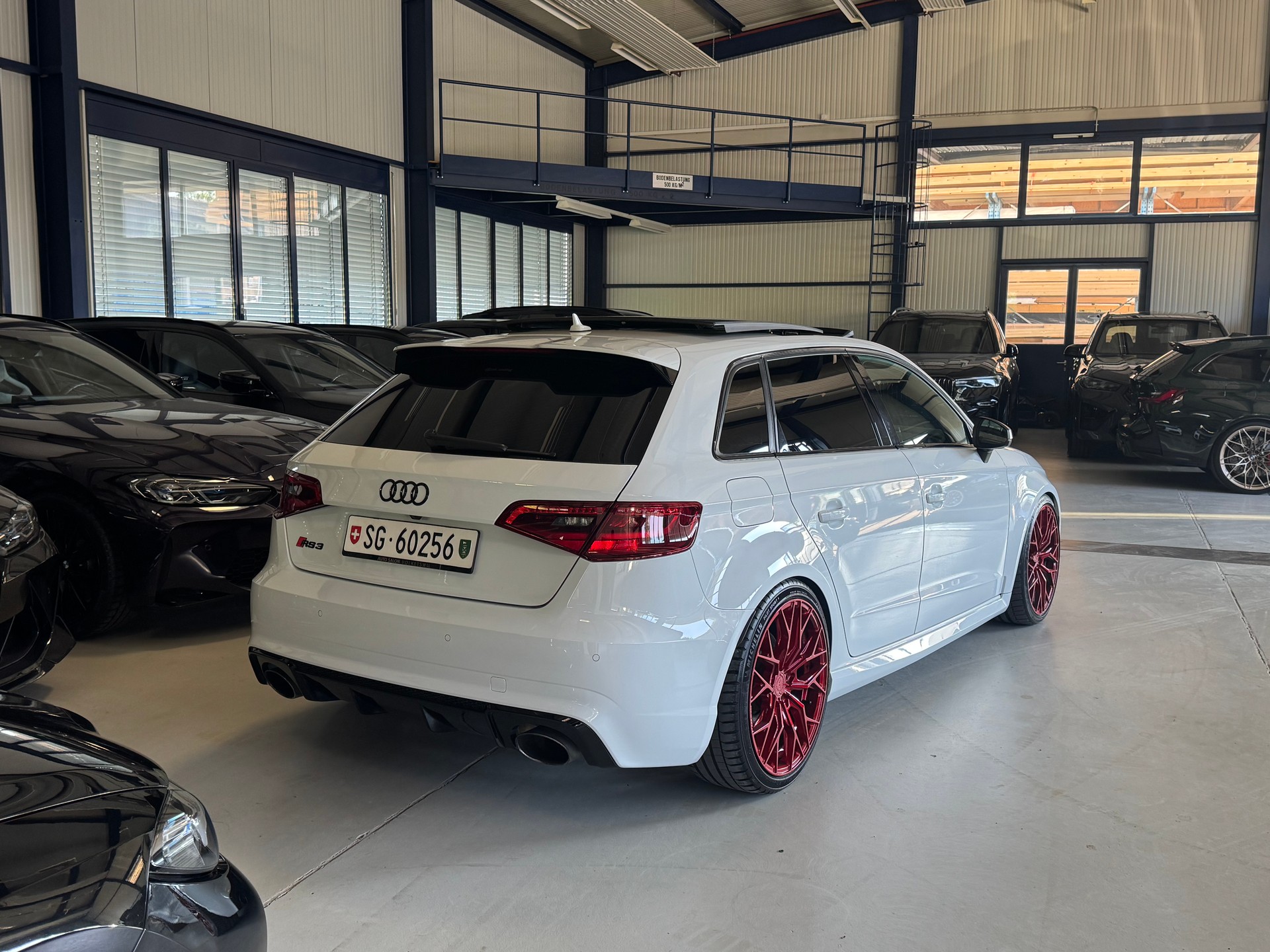 AUDI RS3-image-2