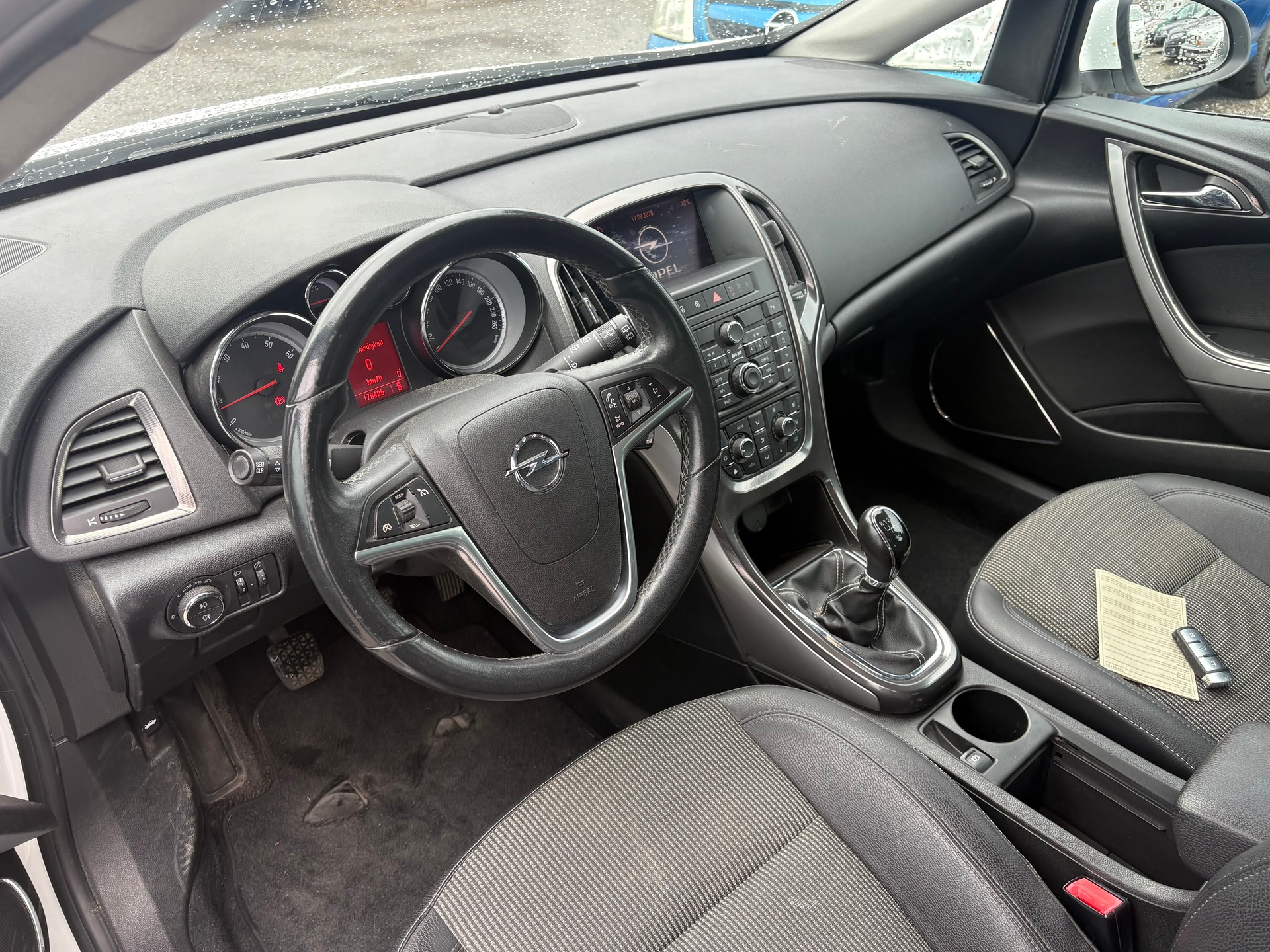 OPEL ASTRA-image-5