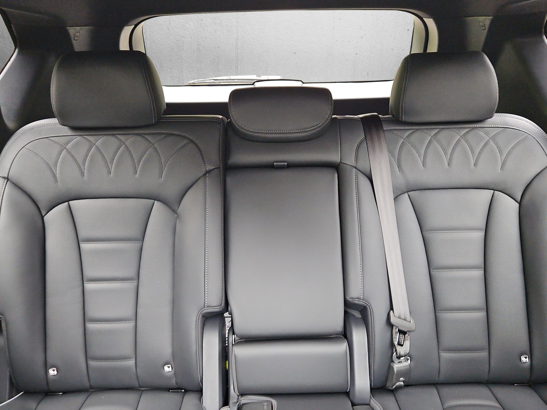 KGM-SsangYong Rexton 2.2 Diesel Blackline 4WD - 3'500kg-image-18
