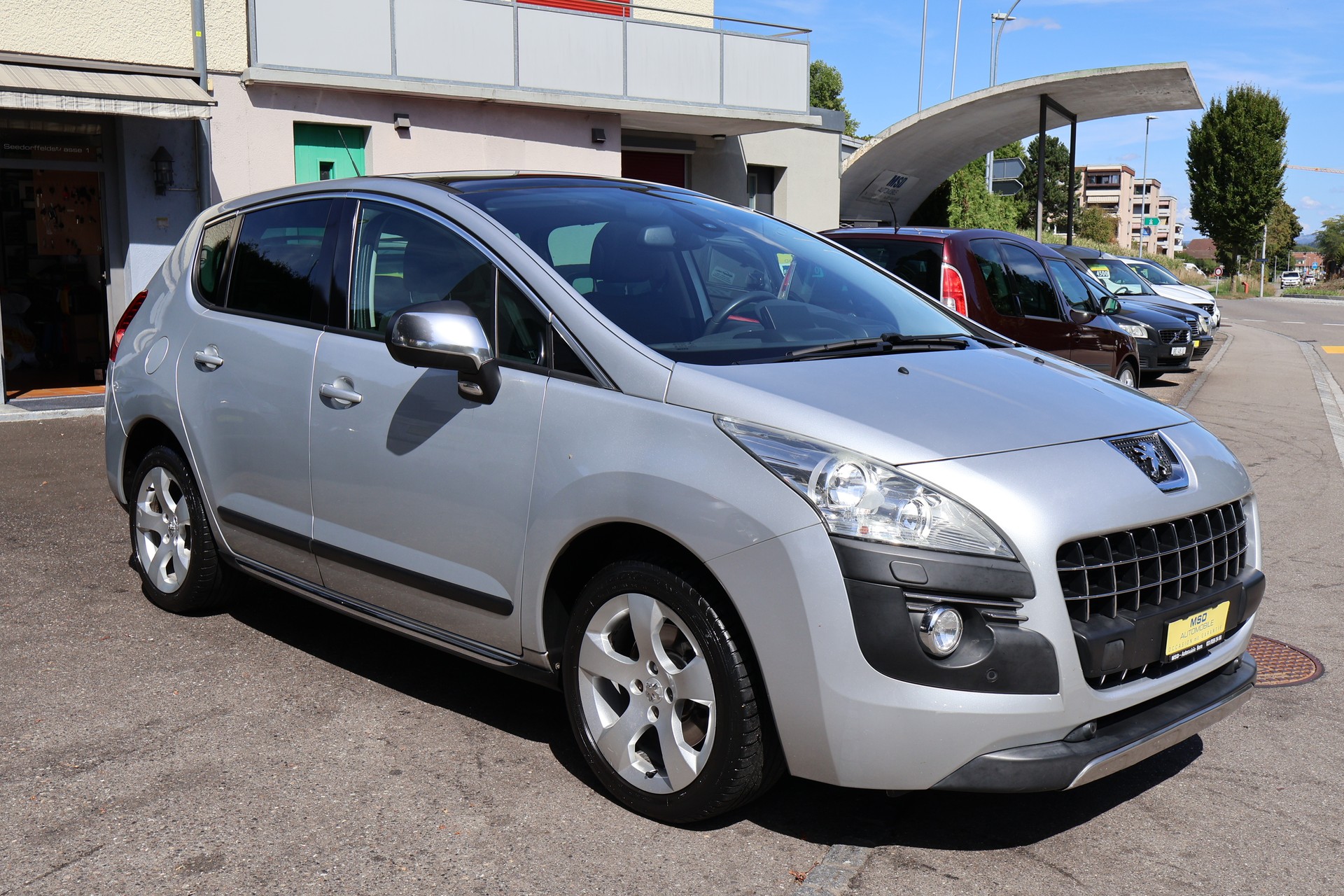 PEUGEOT 3008 1.6 16V T Platinum Tiptronic-image-2