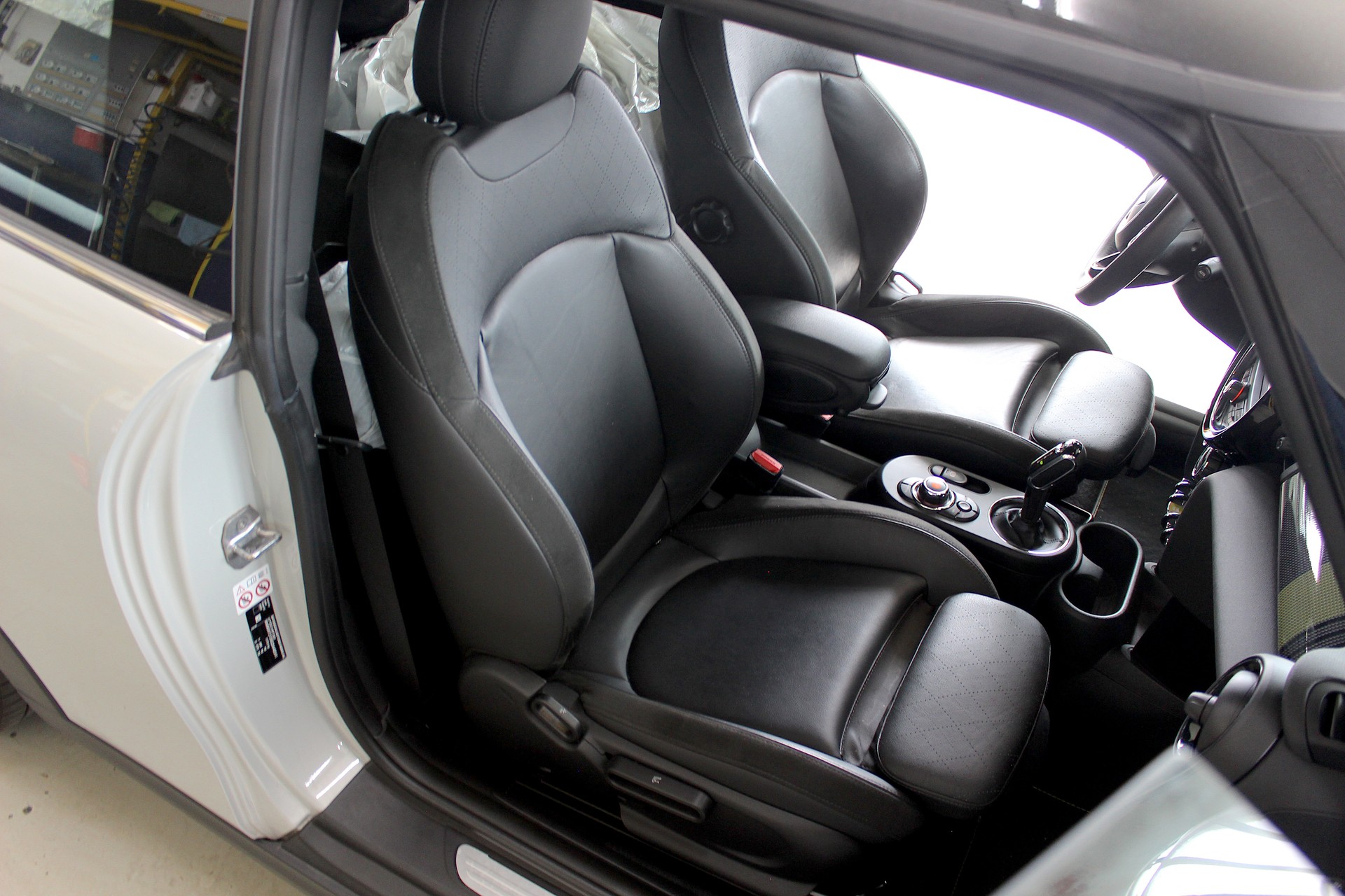 MINI Cooper SE 💥 TOP Ausstattung 💥 Schnäppchen zum Selber aufbereiten-image-14