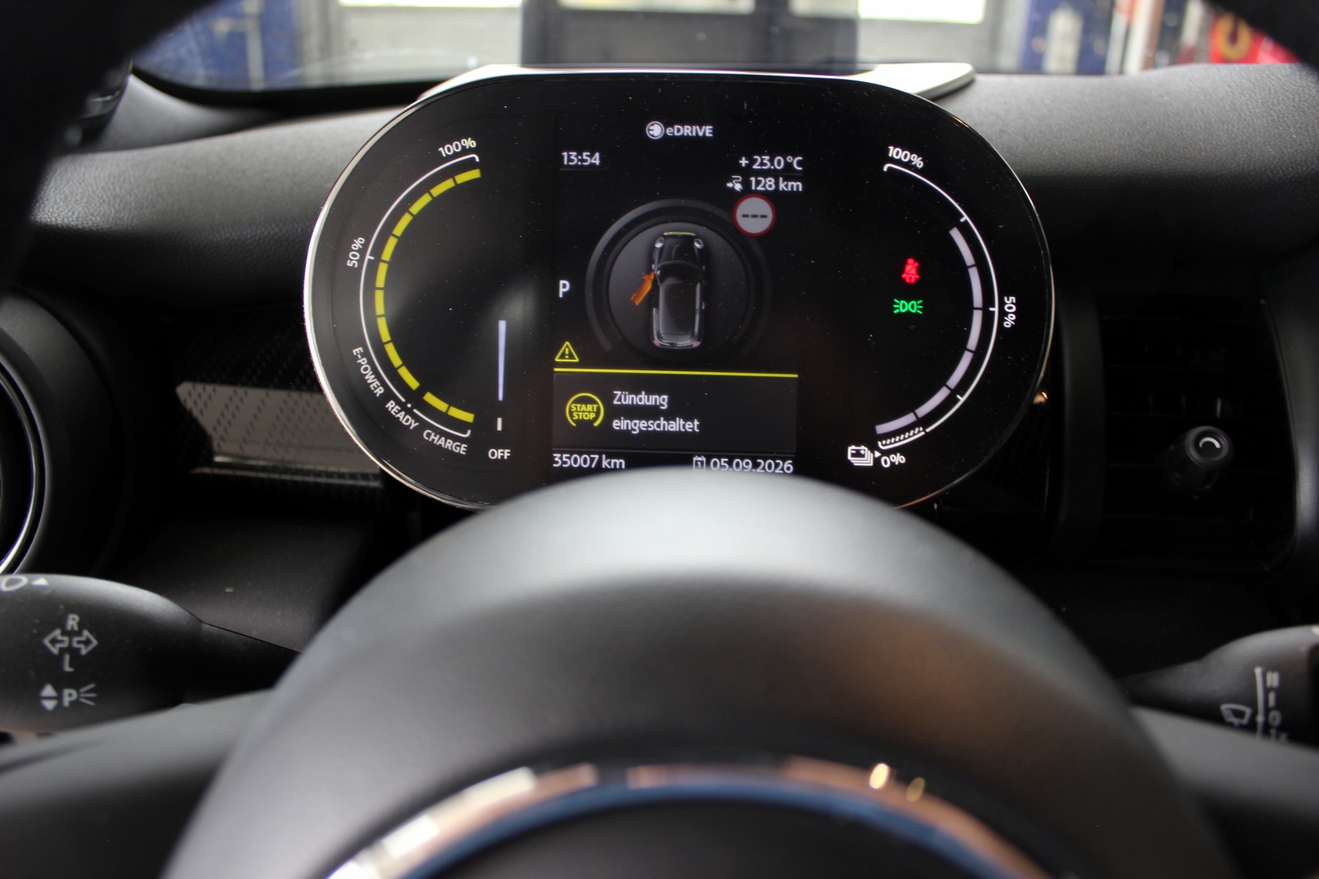 MINI Cooper SE 💥 TOP Ausstattung 💥 Schnäppchen zum Selber aufbereiten-image-17