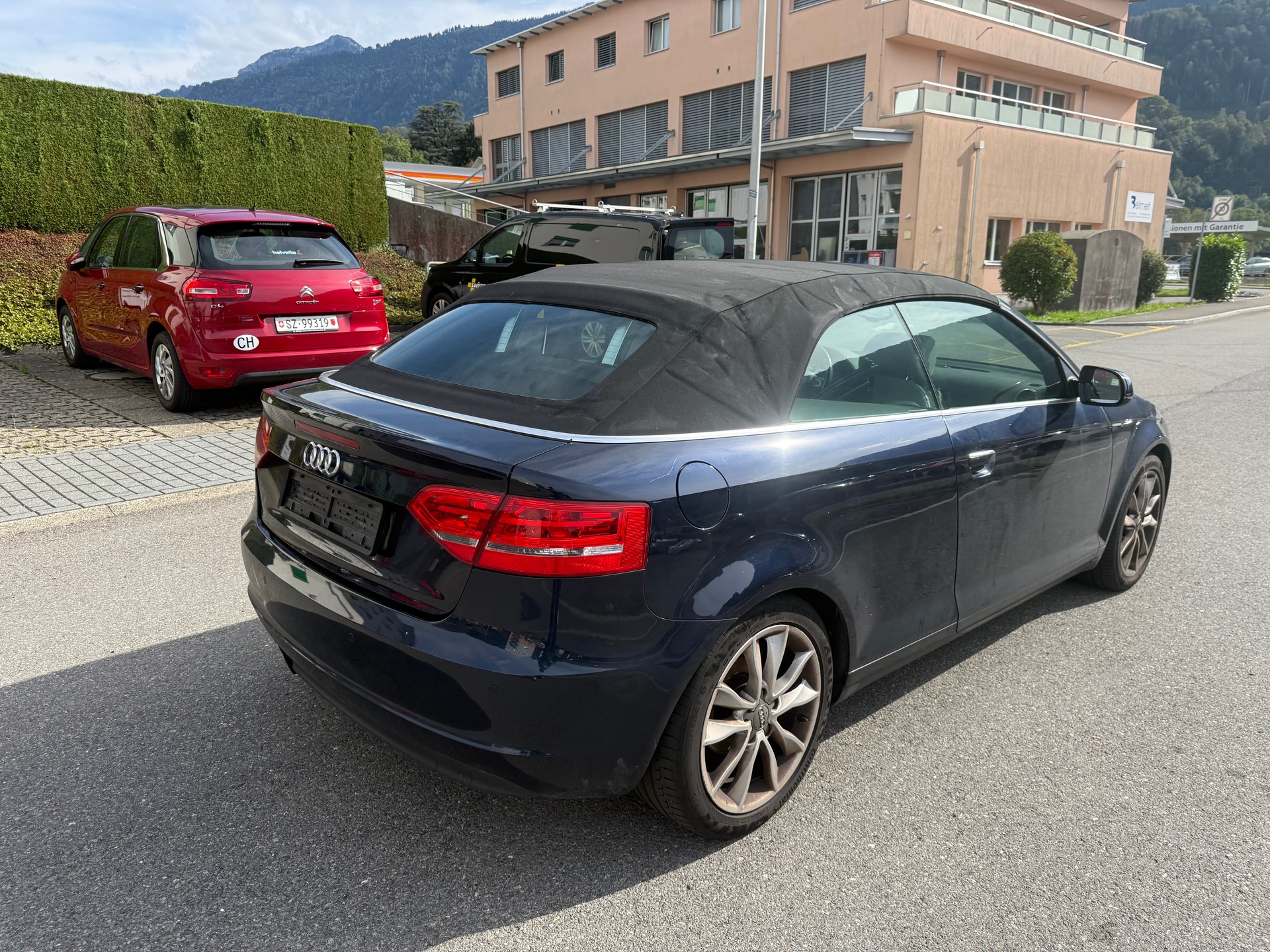 AUDI A3 Cabriolet 1.8 TFSI Attraction S-tronic-showroom-element-2