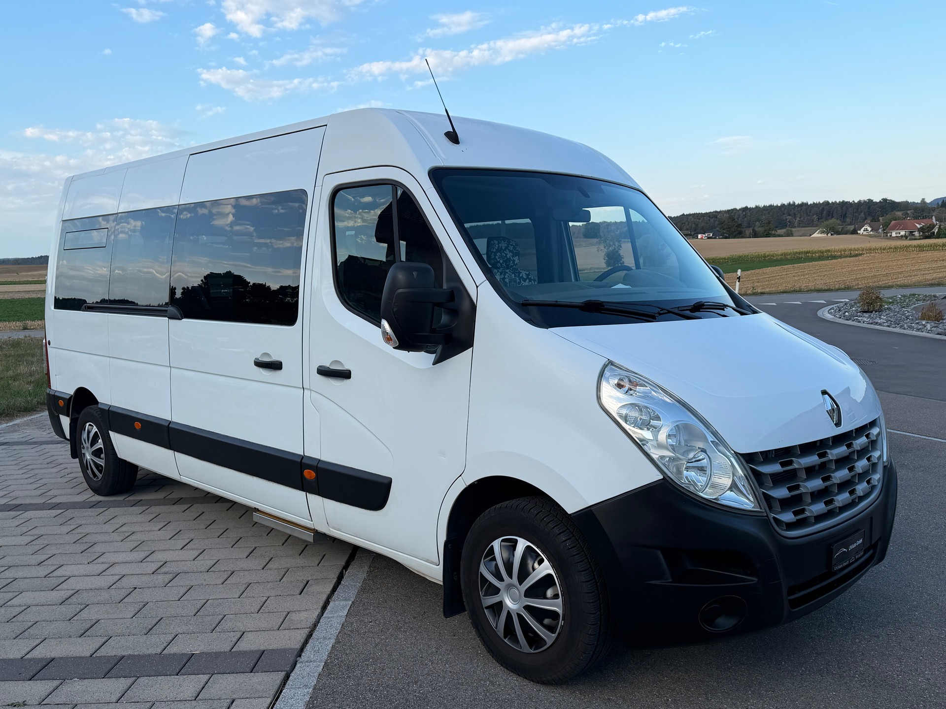 RENAULT Master 2.3 dci 8 plätze Frisch ab MFK-image-0