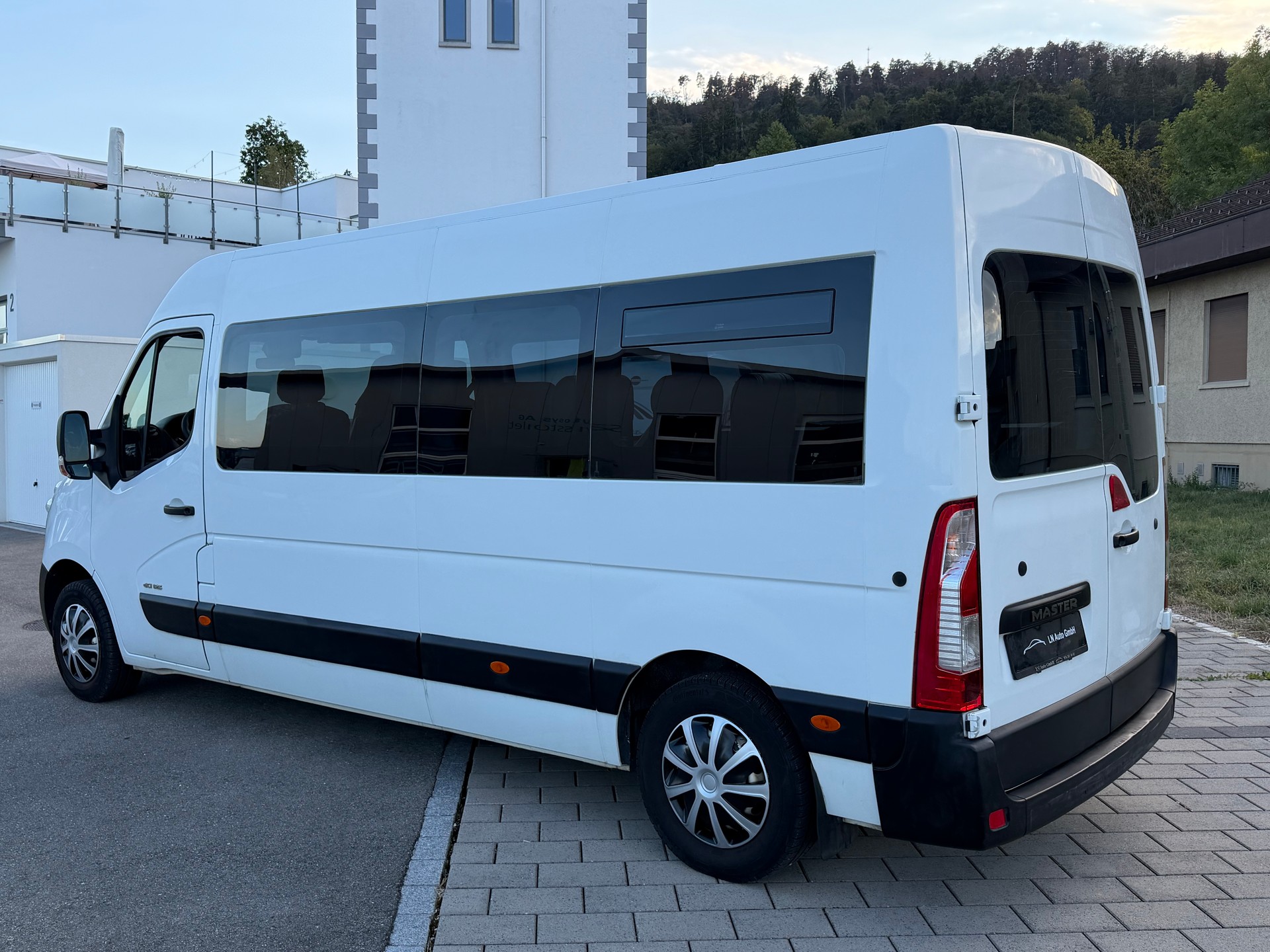 RENAULT Master 2.3 dci 8 plätze Frisch ab MFK-image-6