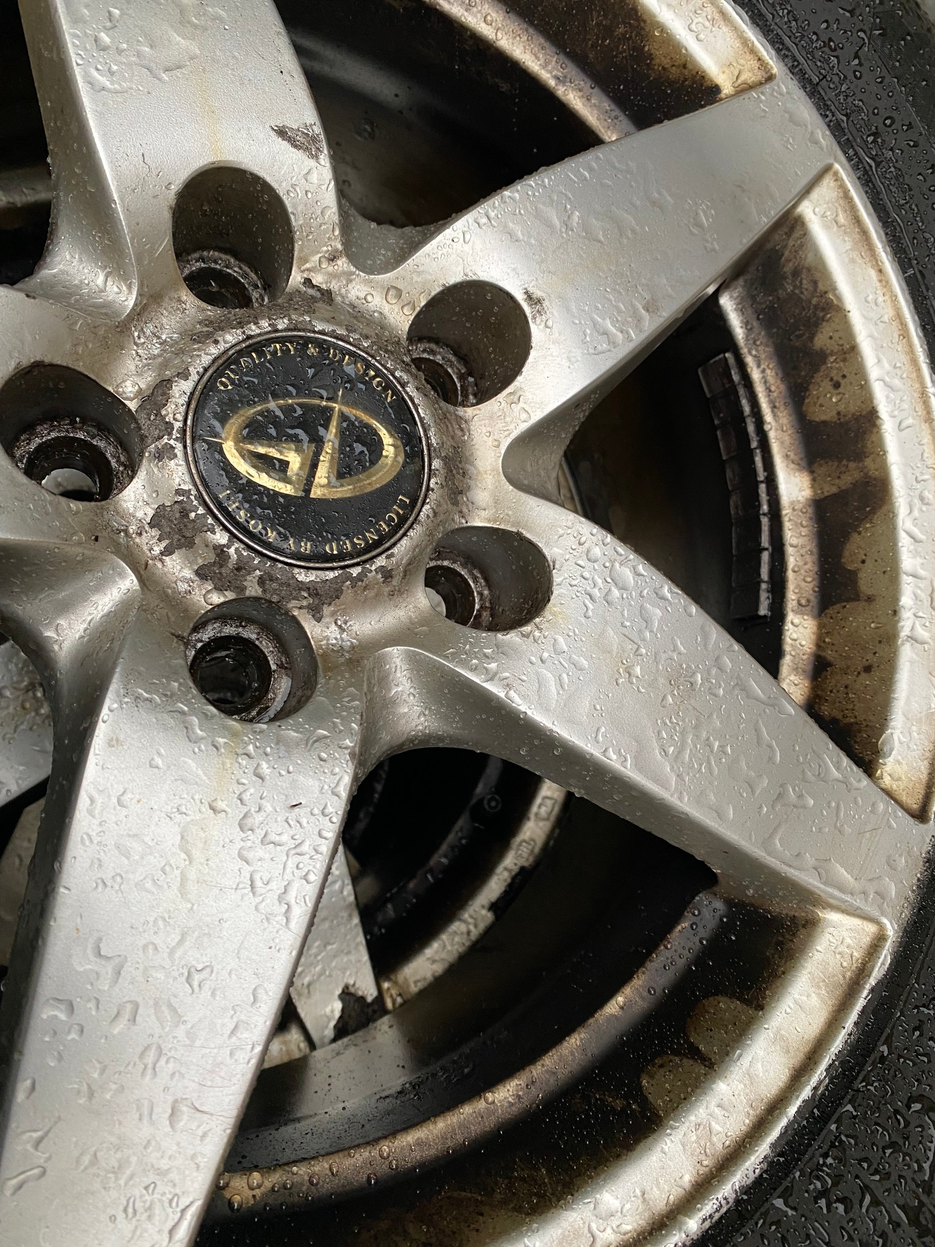 TOYOTA Frisch ab MFK – 8-fach bereift-image-11