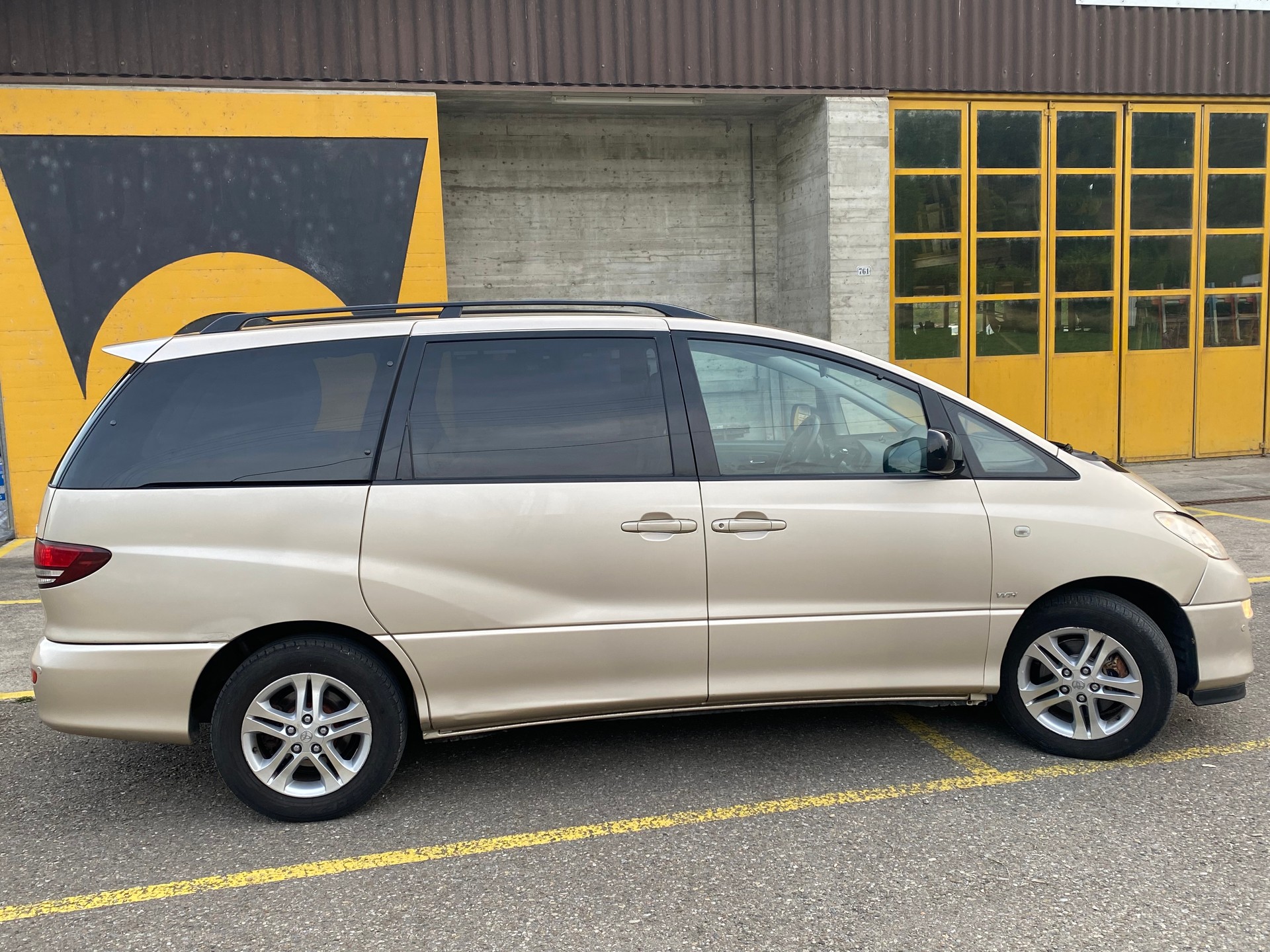 TOYOTA Frisch ab MFK – 8-fach bereift-image-3