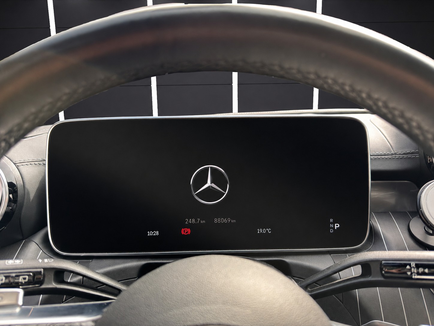 MERCEDES-BENZ C 220 d T 4Matic Swiss Star-image-11
