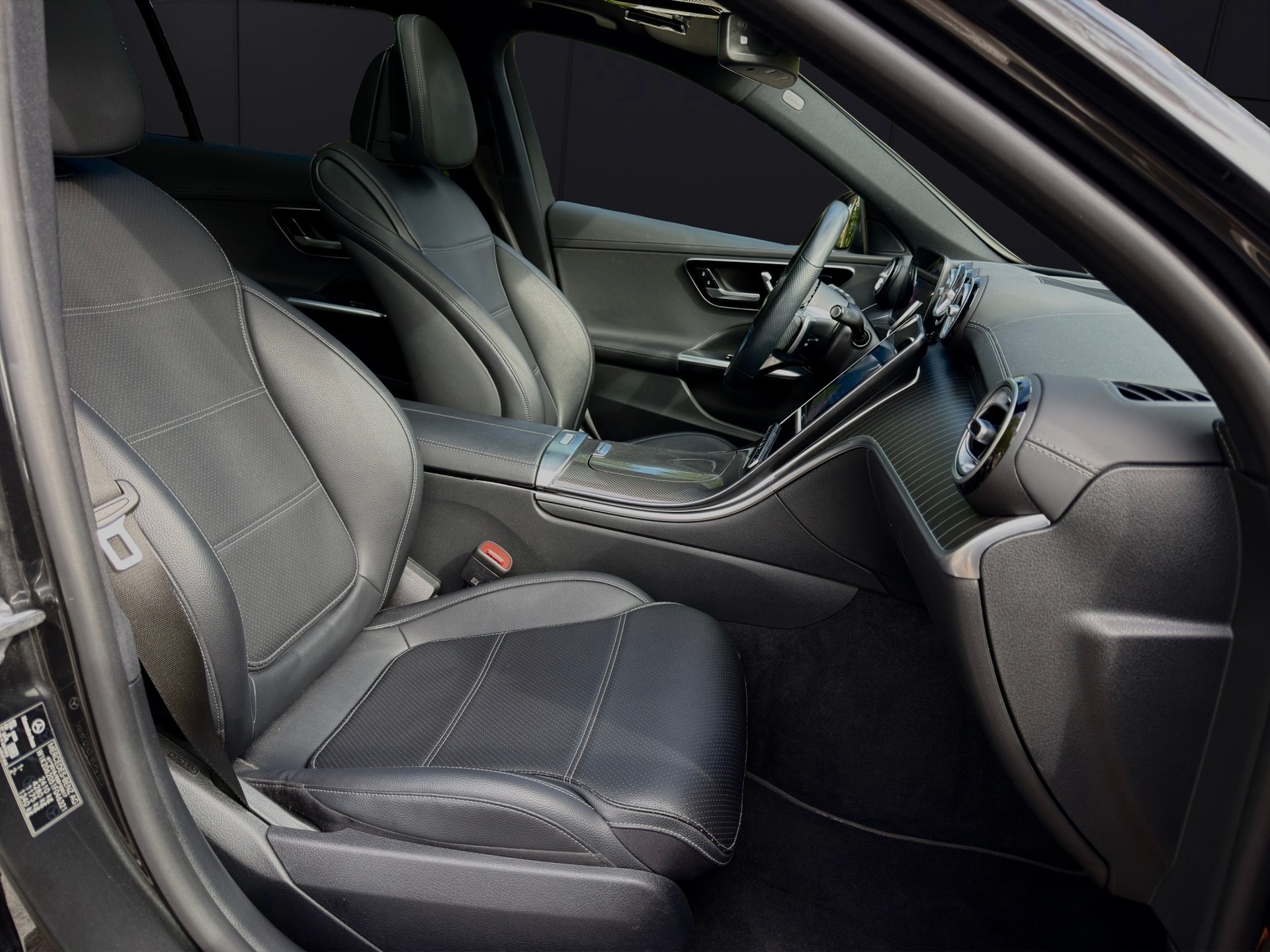 MERCEDES-BENZ C 220 d T 4Matic Swiss Star-image-15