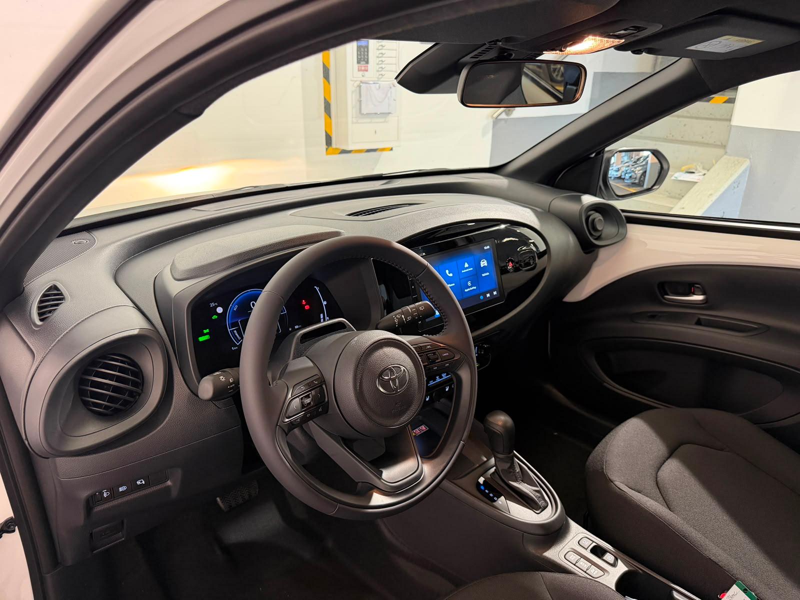 TOYOTA Aygo X 1.0 VVT-i Comfort-image-5