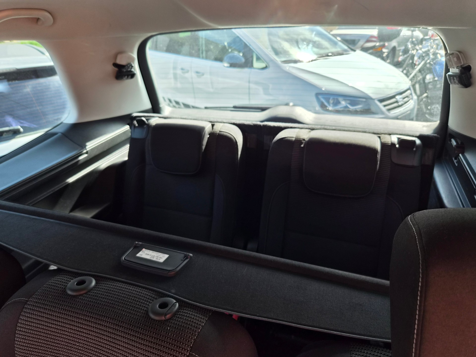 VW 2.0D4M 7xPlatz-image-12