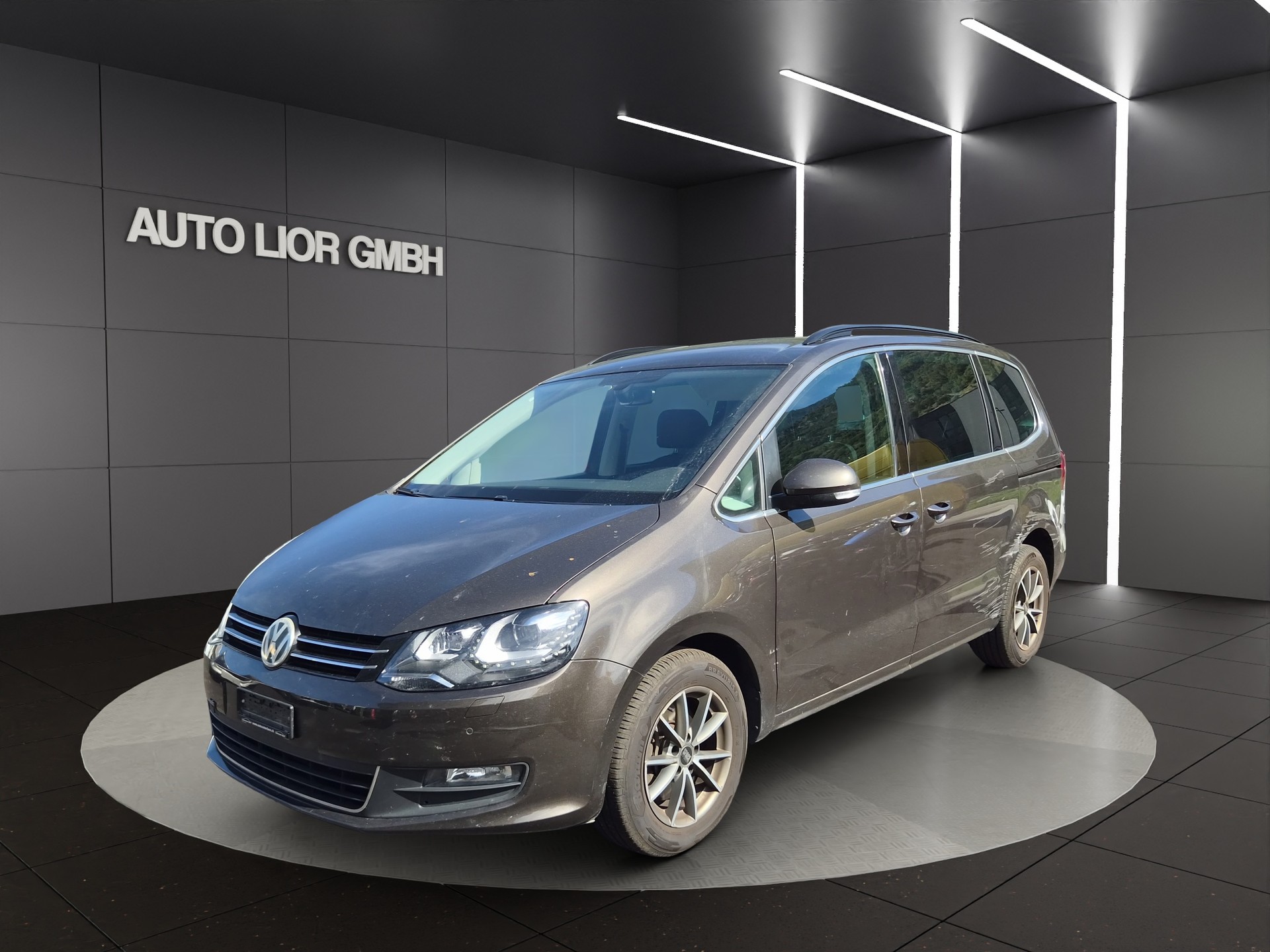 VW 2.0D4M 7xPlatz-image-0