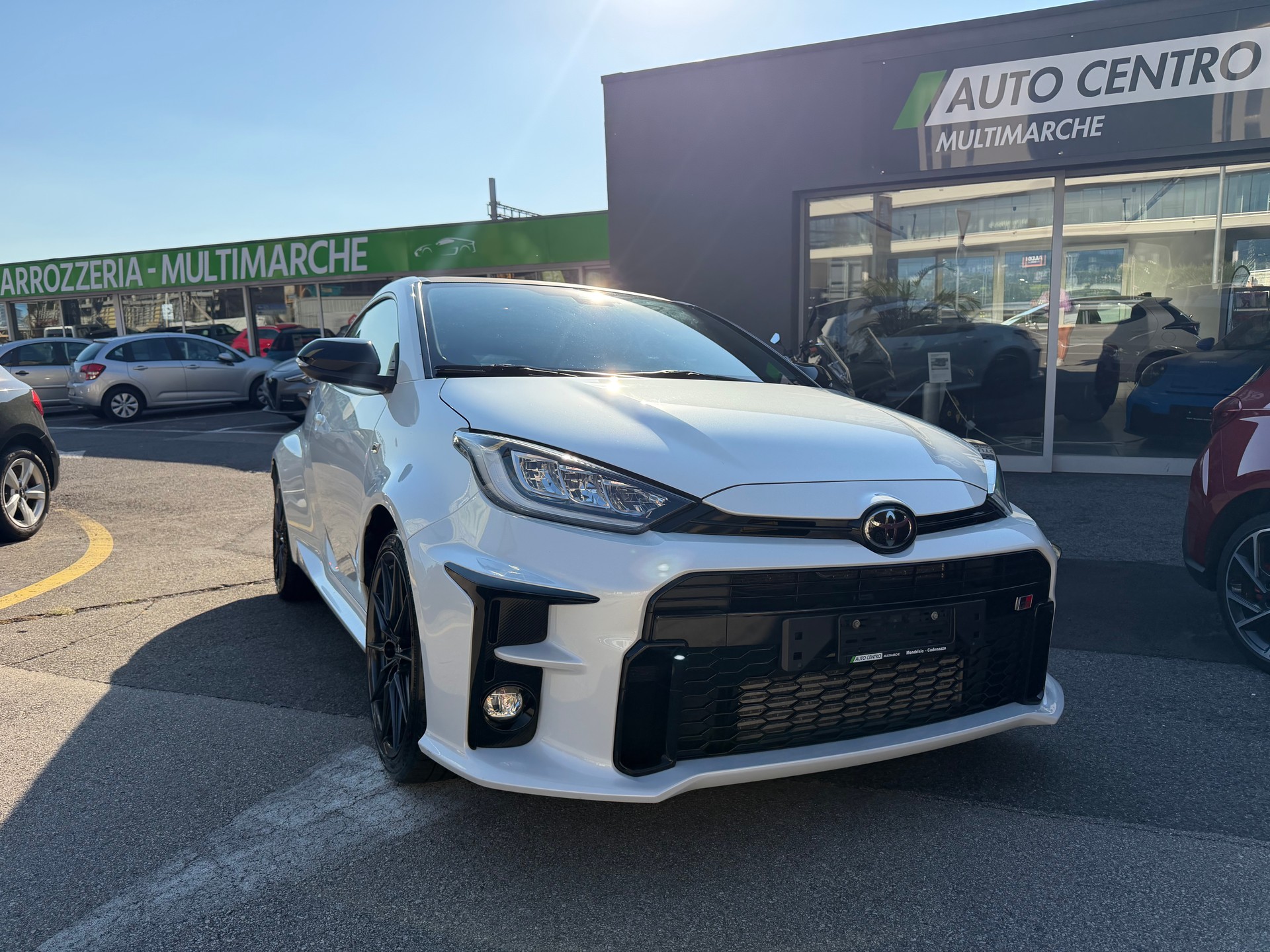 TOYOTA Yaris 1.6 GR Sport-image-3