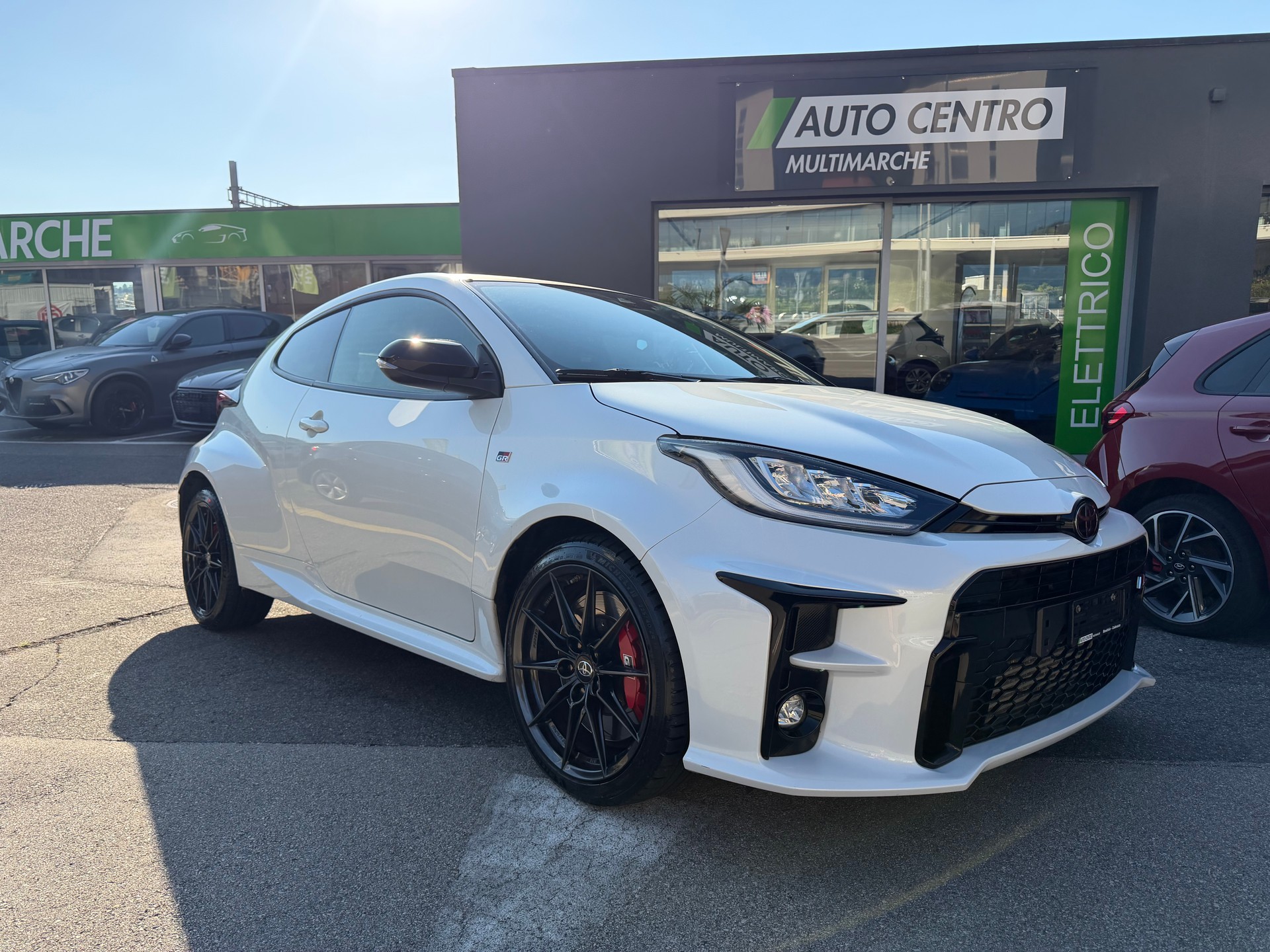 TOYOTA Yaris 1.6 GR Sport-image-0