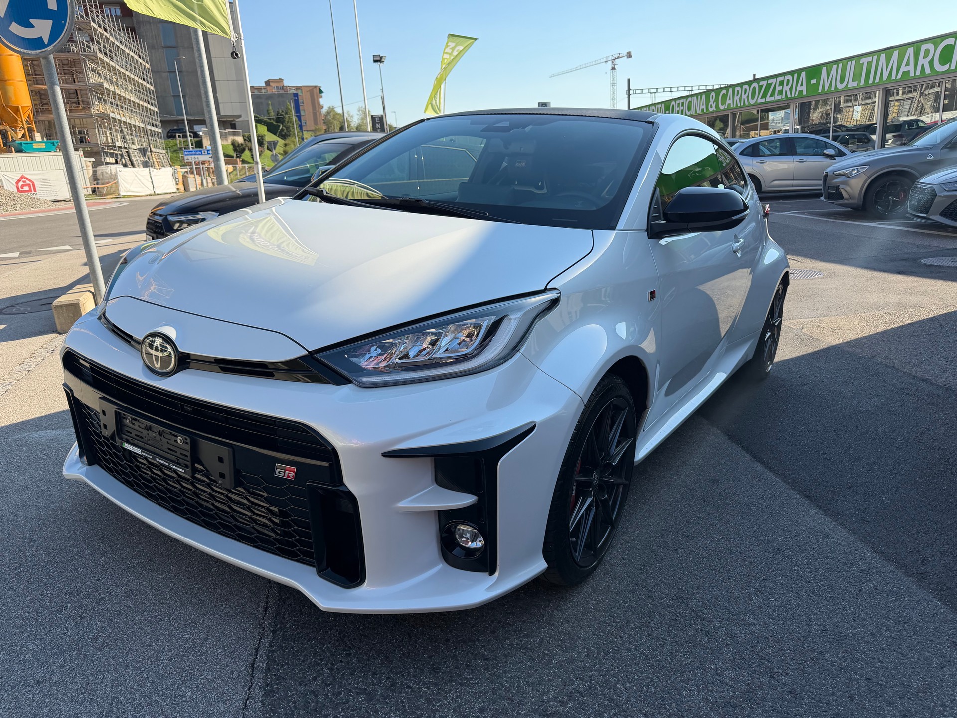 TOYOTA Yaris 1.6 GR Sport-image-2