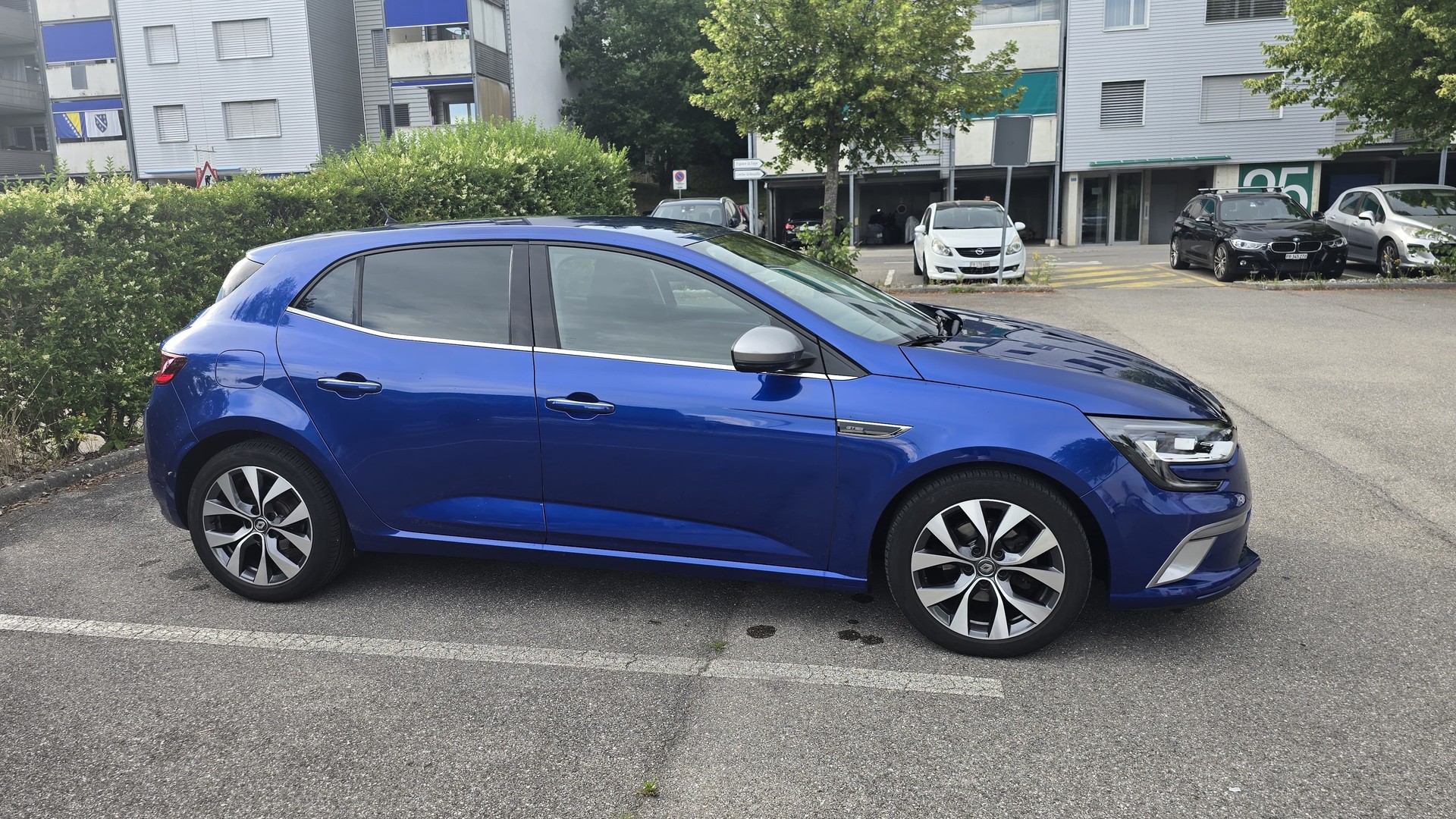 RENAULT 1.3 TCe 140 GT Line-image-1