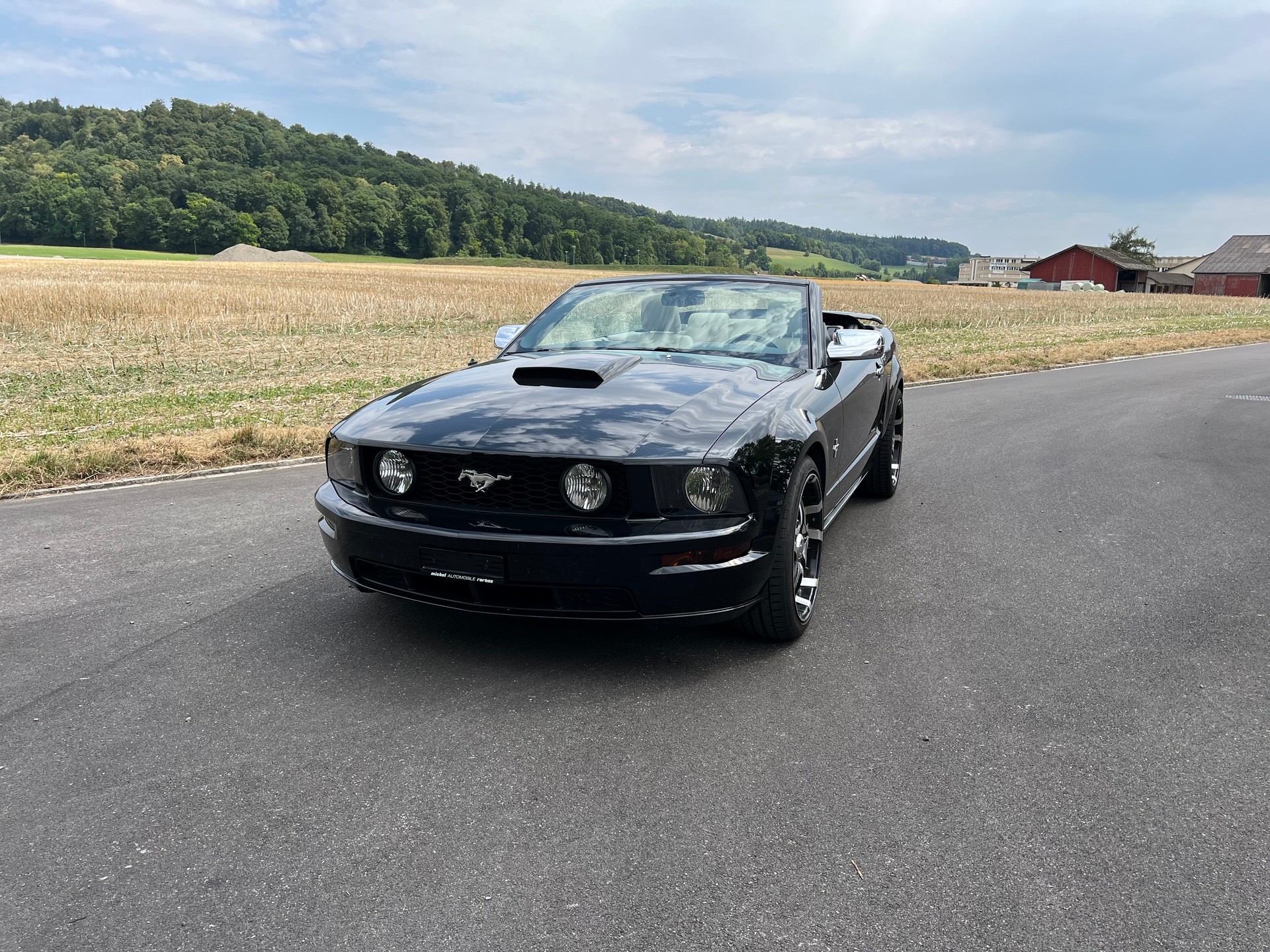 FORD MUSTANG Convertible V8 GT-image-0