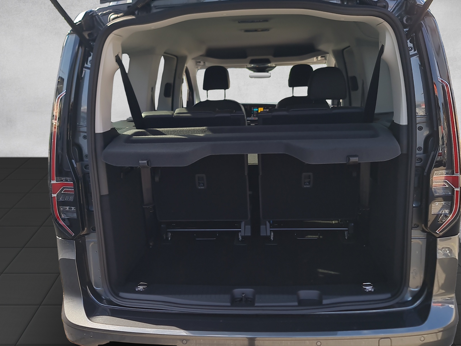 VW Caddy Maxi 1.5 TSI Style DSG-image-9