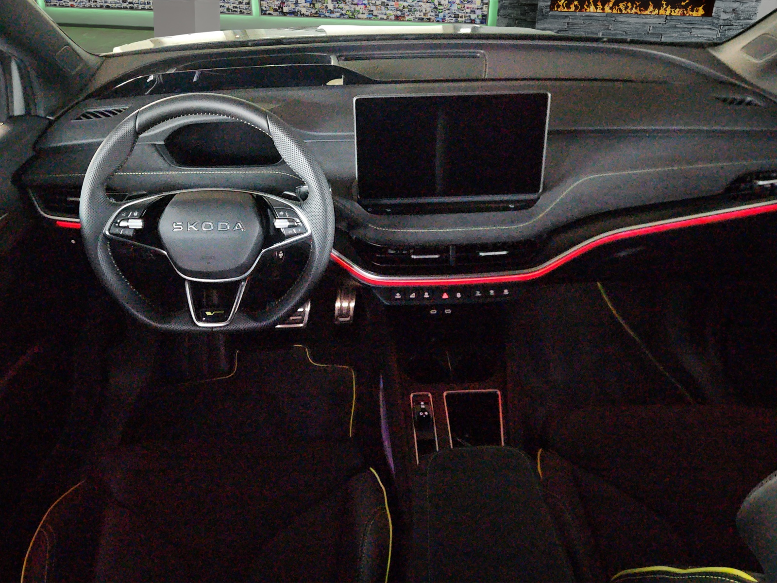 SKODA Elroq RS 4x4-image-7