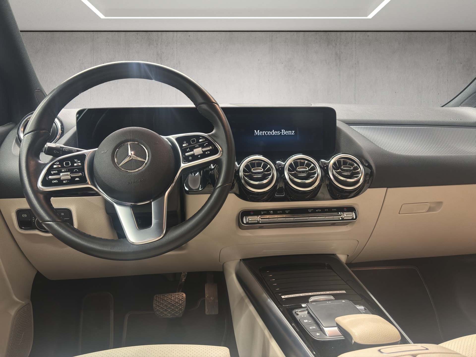 MERCEDES-BENZ B 200 4Matic Progressive-image-7