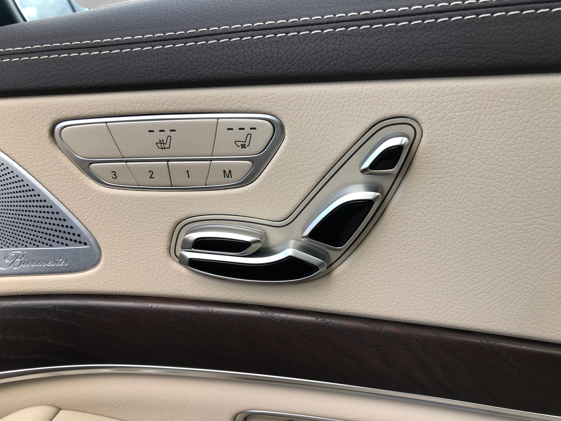 MERCEDES-BENZ S 400 d 4Matic 9G-Tronic-image-22