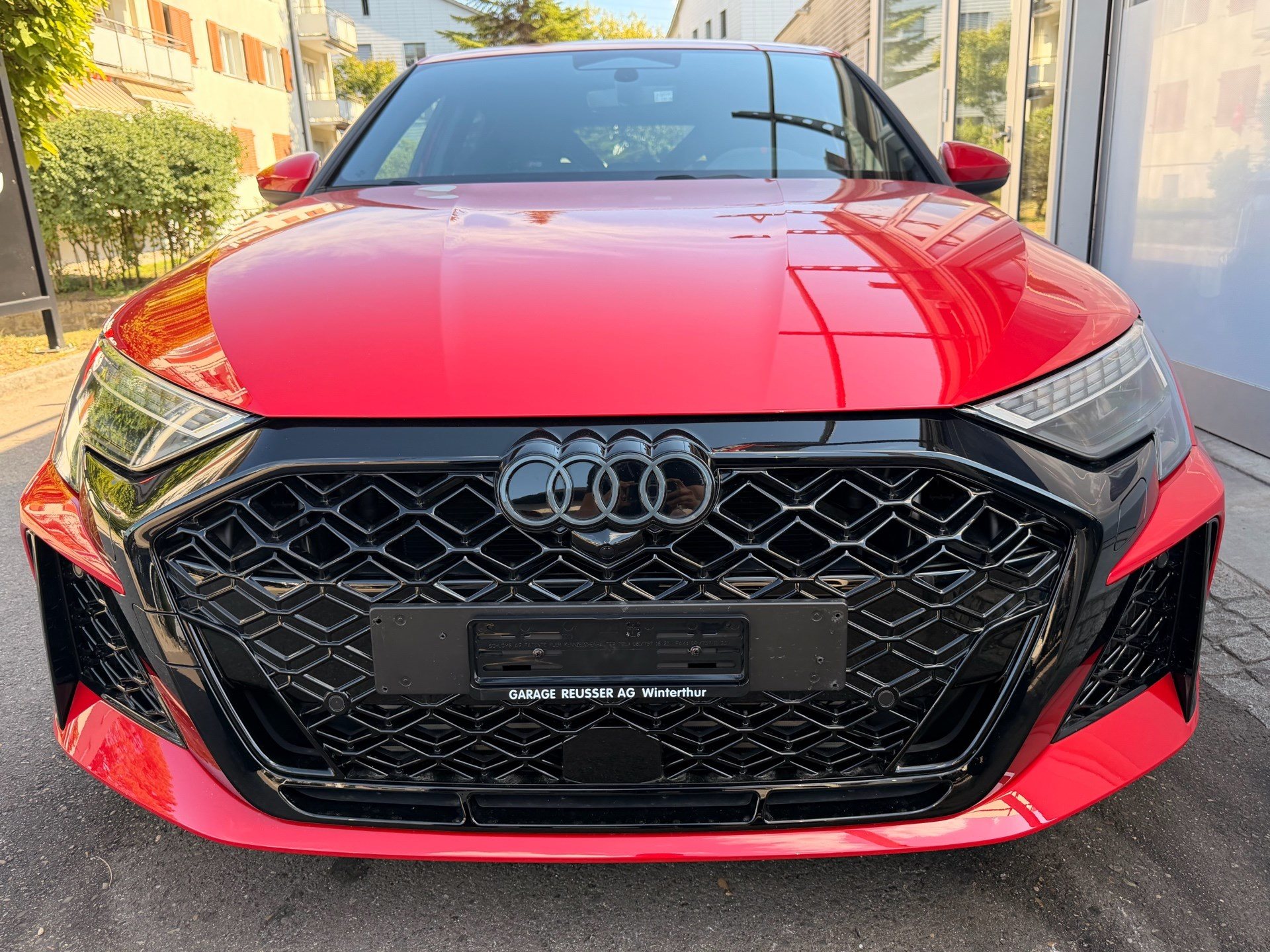 AUDI RS3 SPORTBACK 2.5 400 PS TFSI QUATTRO *** 5 JAHRE AUDI WERKSGARANTIE BIS 2031 ***-showroom-element-1
