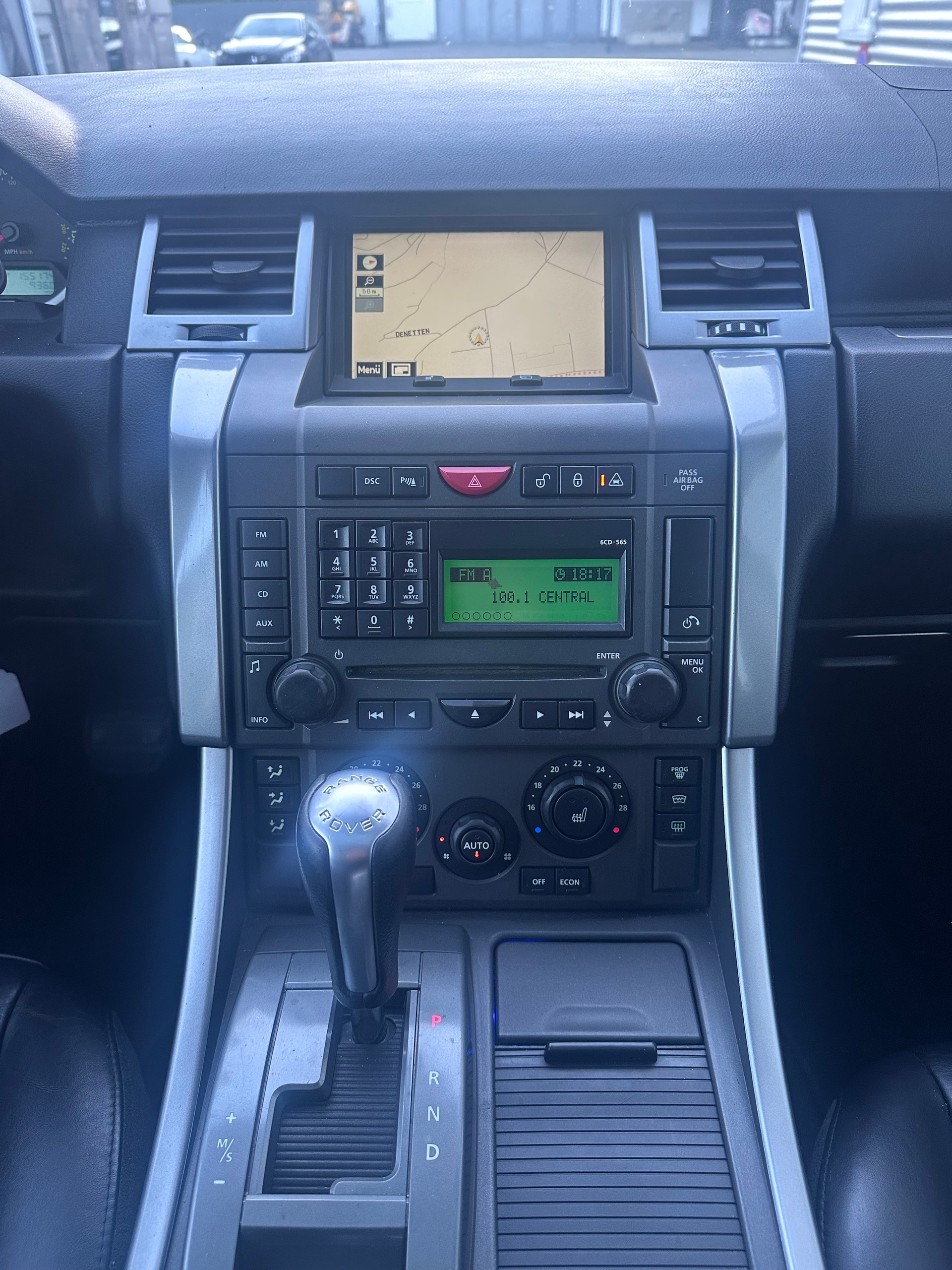 LAND ROVER Range Rover Sport 4.2 V8 SC Automatic Frisch ab MFK-image-13