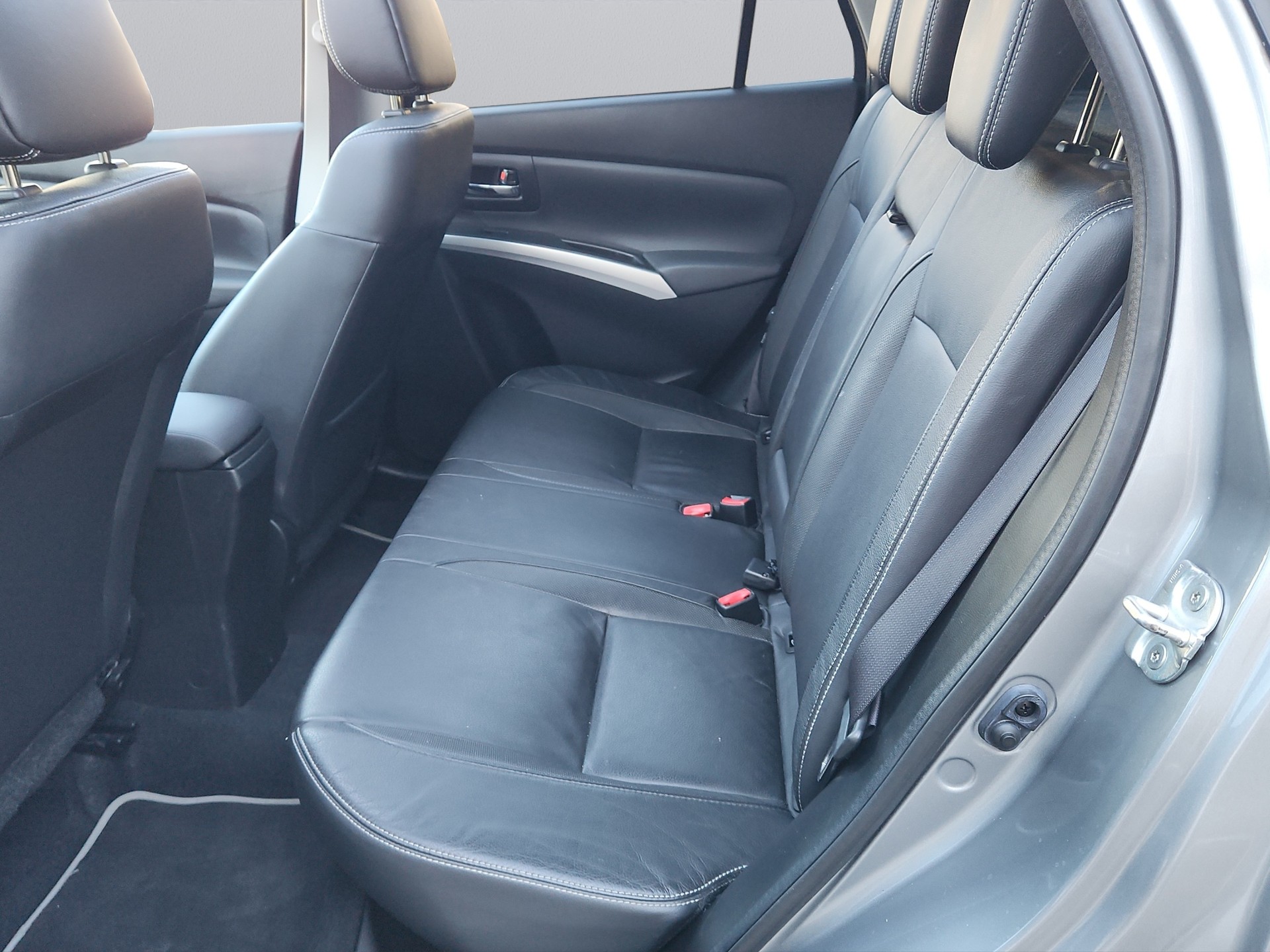SUZUKI SX4 S-Cross 1.6 16V Compact Top 4WD CVT7-image-10