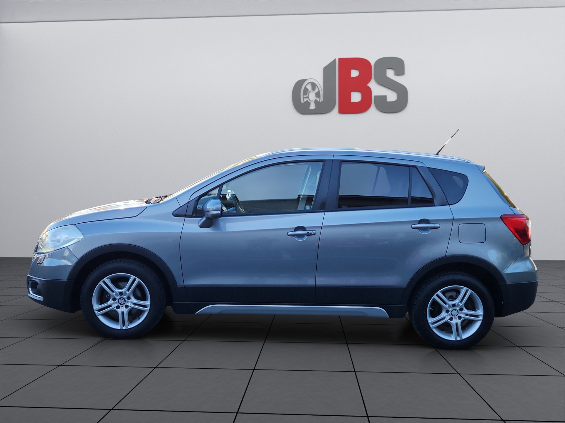 SUZUKI SX4 S-Cross 1.6 16V Compact Top 4WD CVT7-image-1