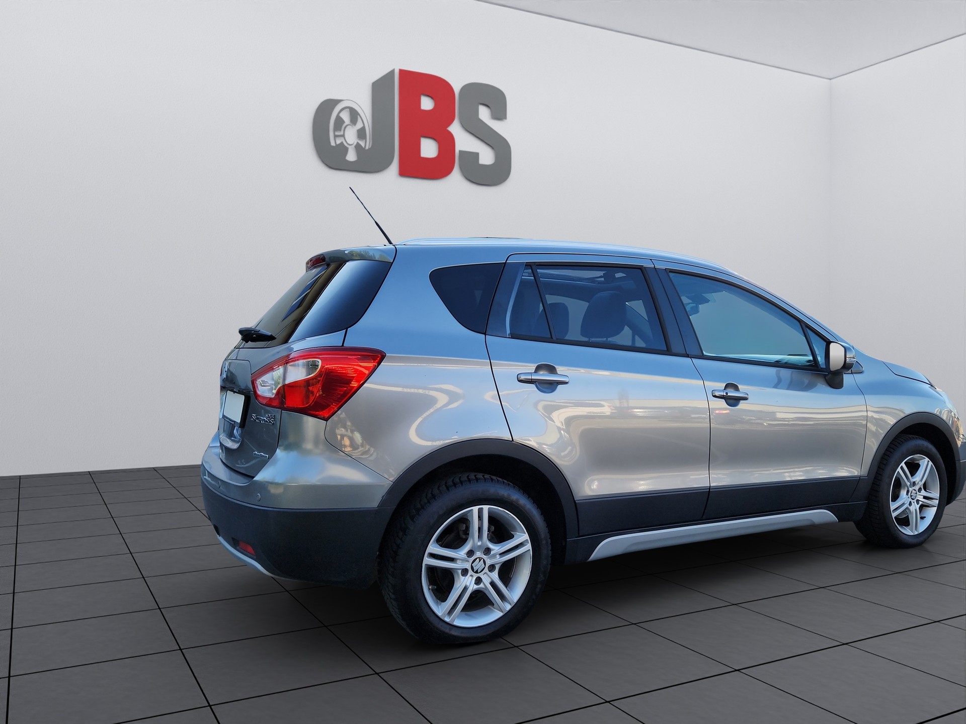 SUZUKI SX4 S-Cross 1.6 16V Compact Top 4WD CVT7-image-3