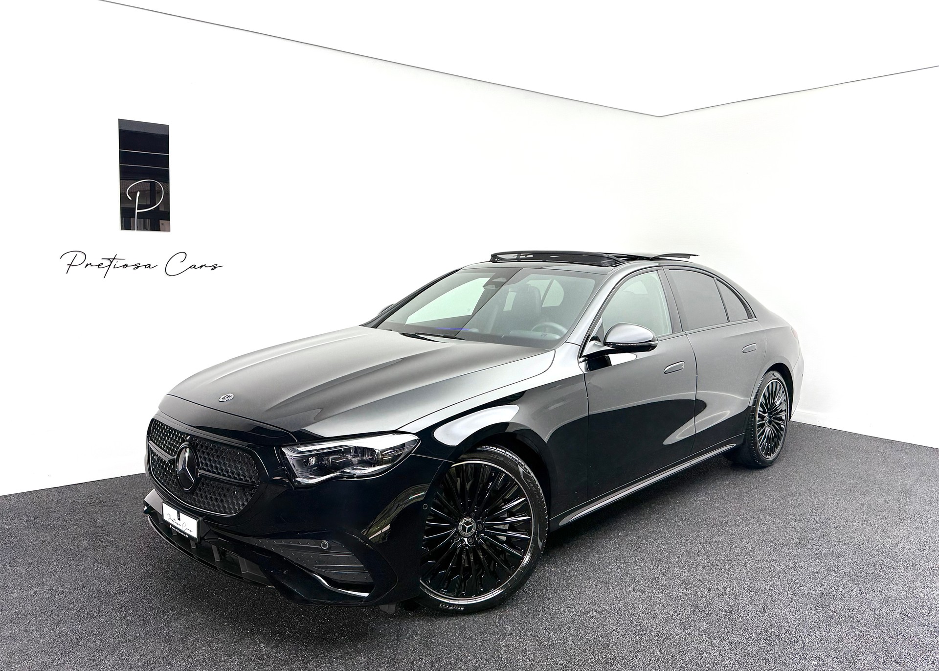 MERCEDES-BENZ E 220 d 4Matic 9G-Tronic AMG-Line CH-FAHRZEUG GRATIS SERVICE-image-0