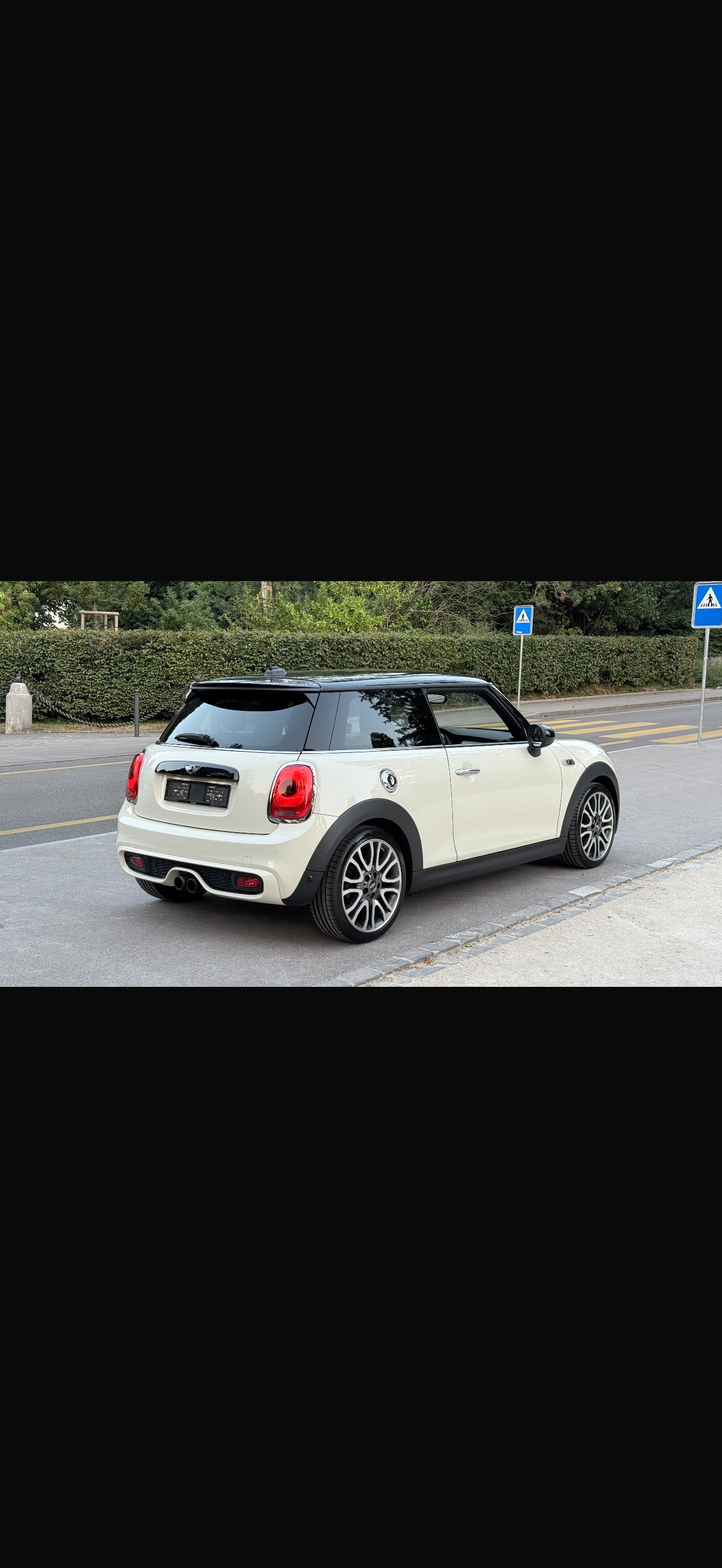 MINI Cooper S-image-1