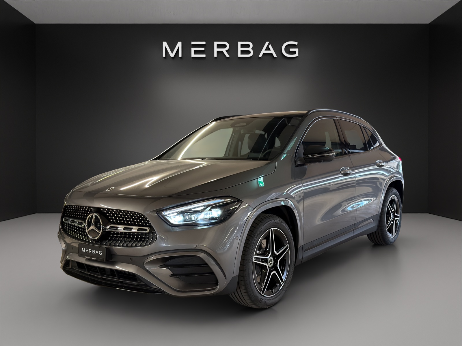 MERCEDES-BENZ GLA 200 Night Star