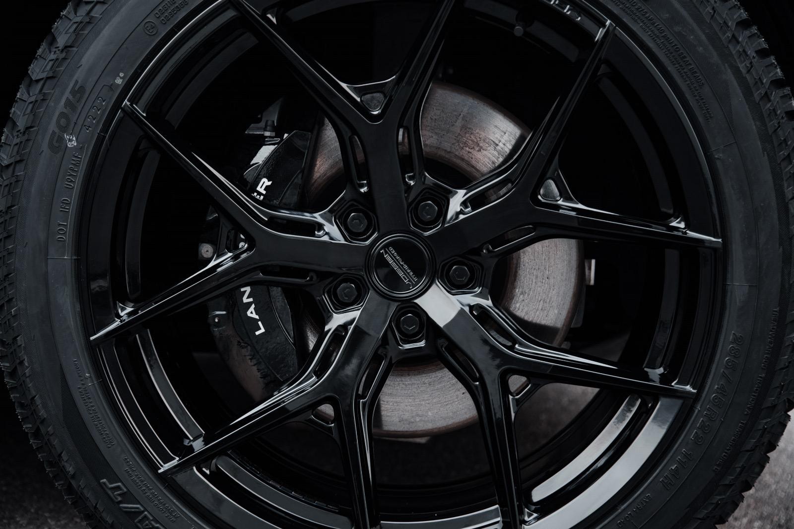LAND ROVER 5.0 V8 SC Carpathian Edition ....Vossen Leichtmetallräder-image-3