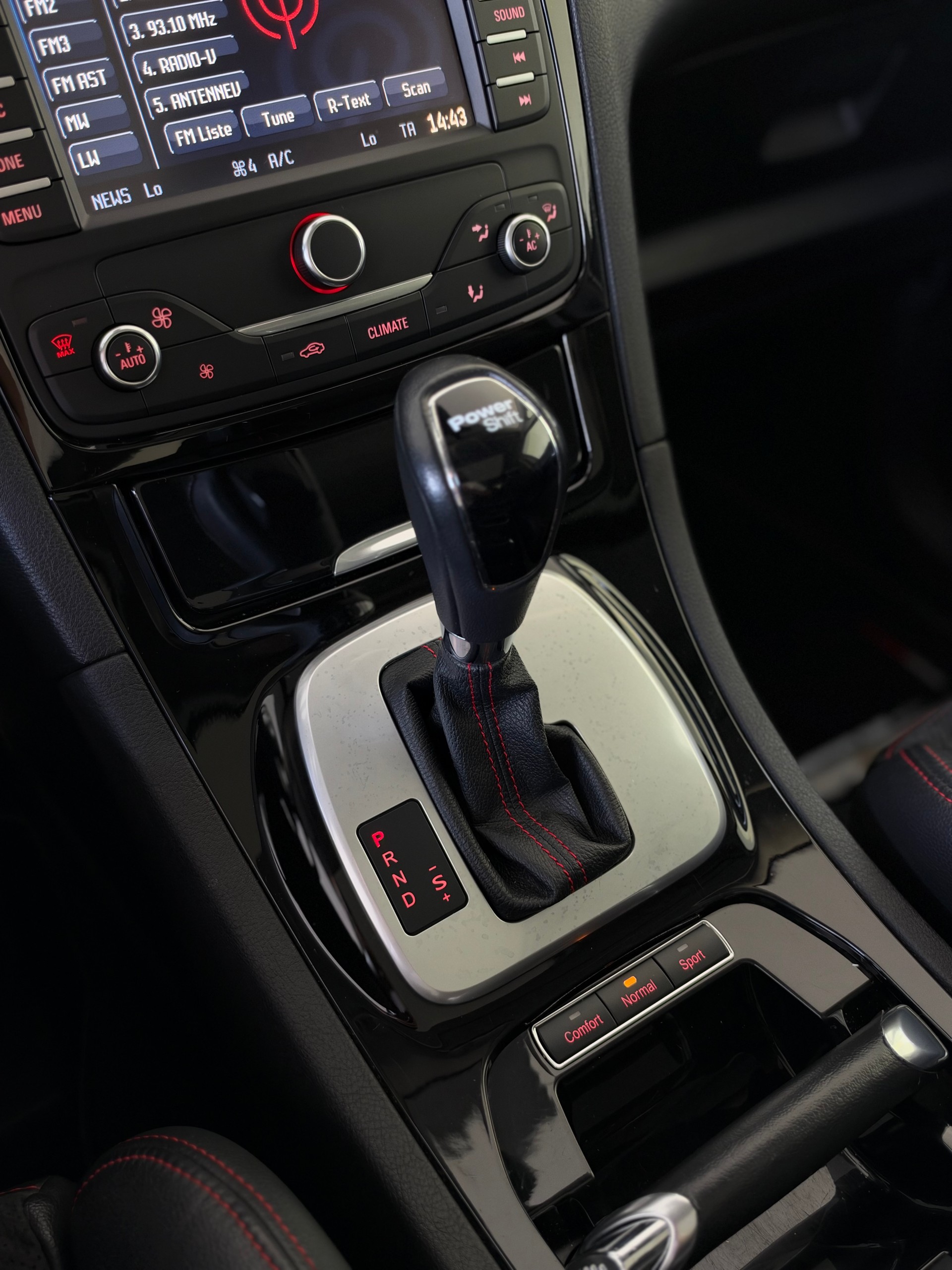 FORD S-Max 2.0 SCTi TitaniumS PowerShift-image-15