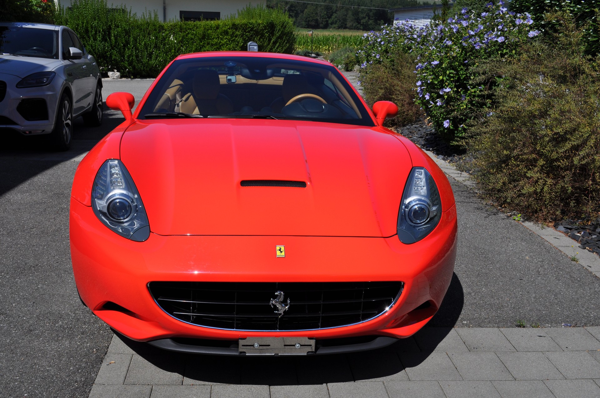 FERRARI 4.3-image-9