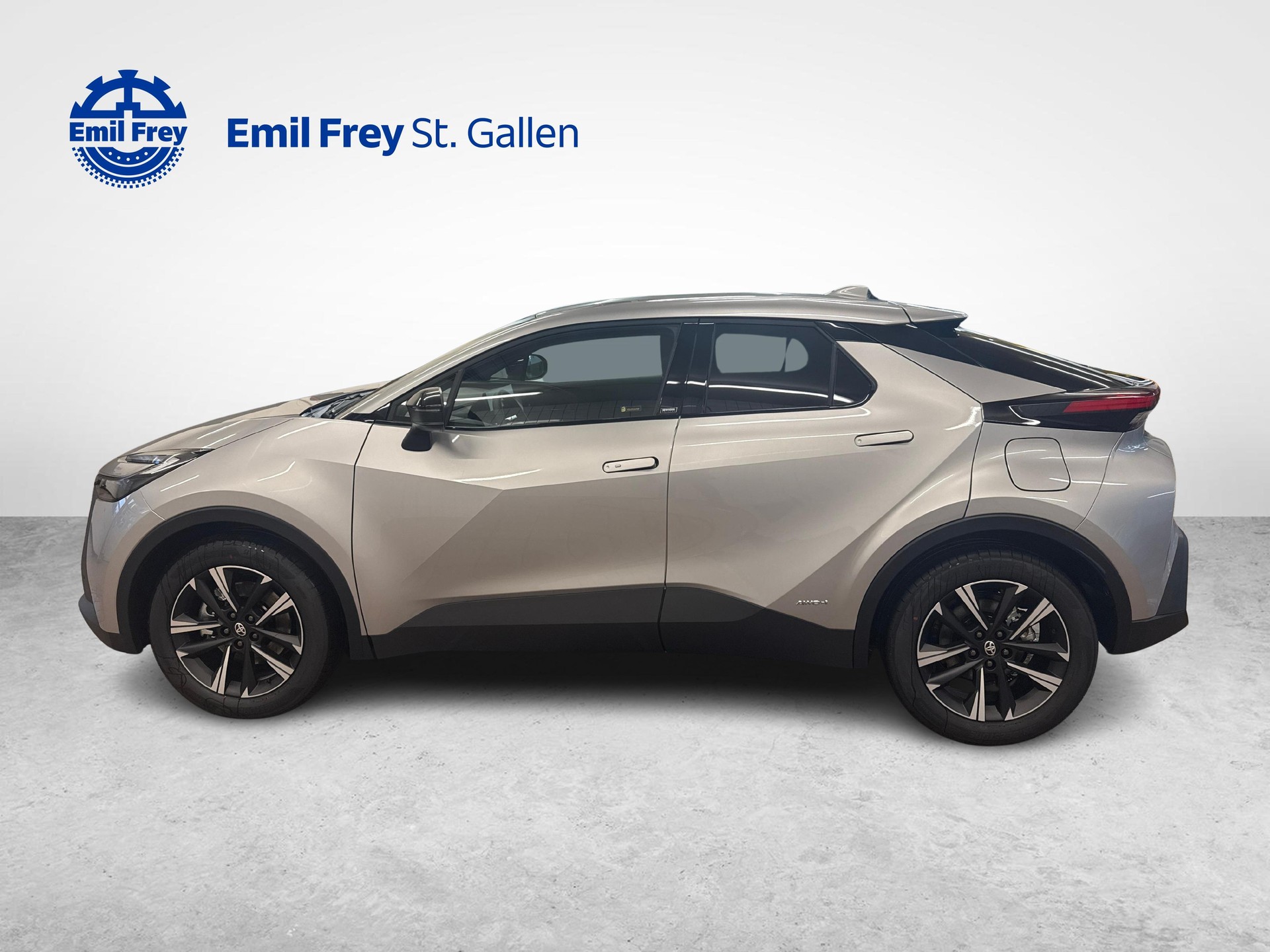 TOYOTA C-HR 2.0 HEV Swiss Edition 4x4-image-1
