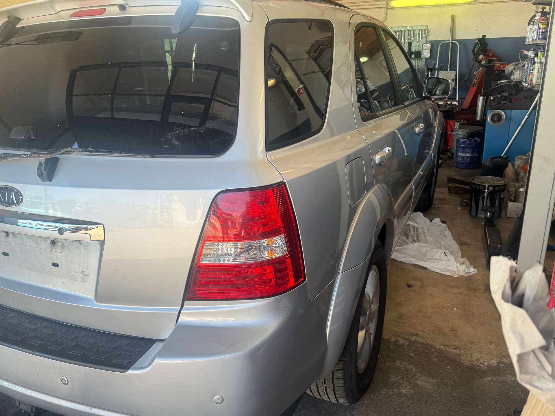 KIA Sorento 2.5 CRDI Trend-image-2