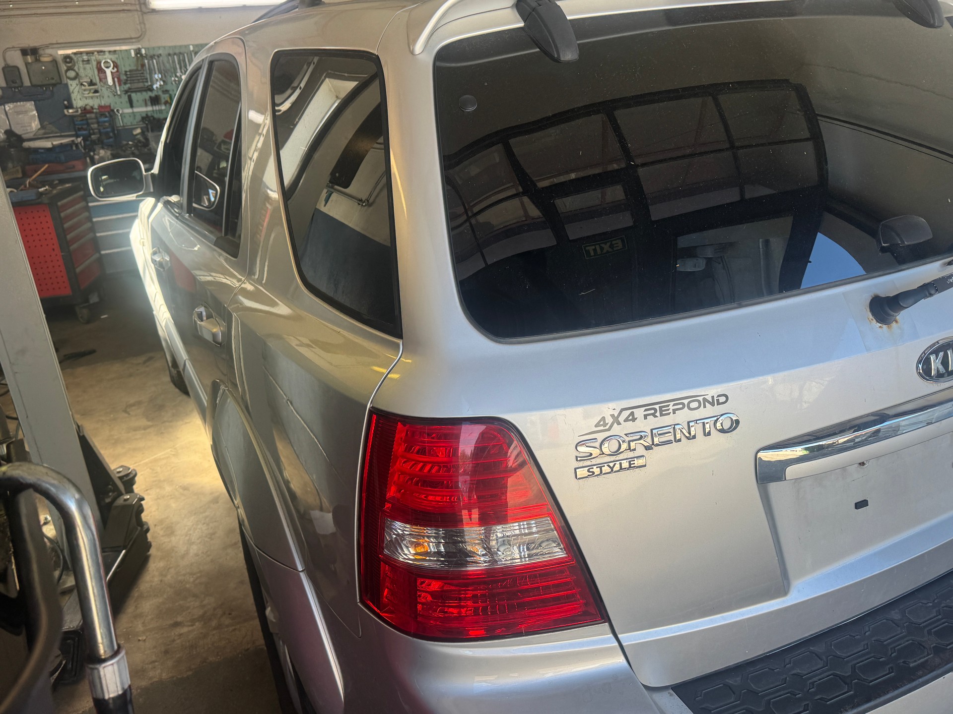 KIA Sorento 2.5 CRDI Trend-image-4