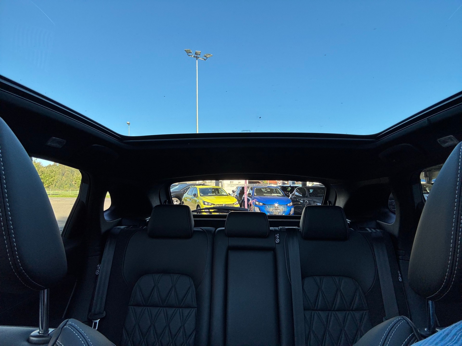 NISSAN Qashqai 1.3 MHEV Tekna+ 4x4-image-13