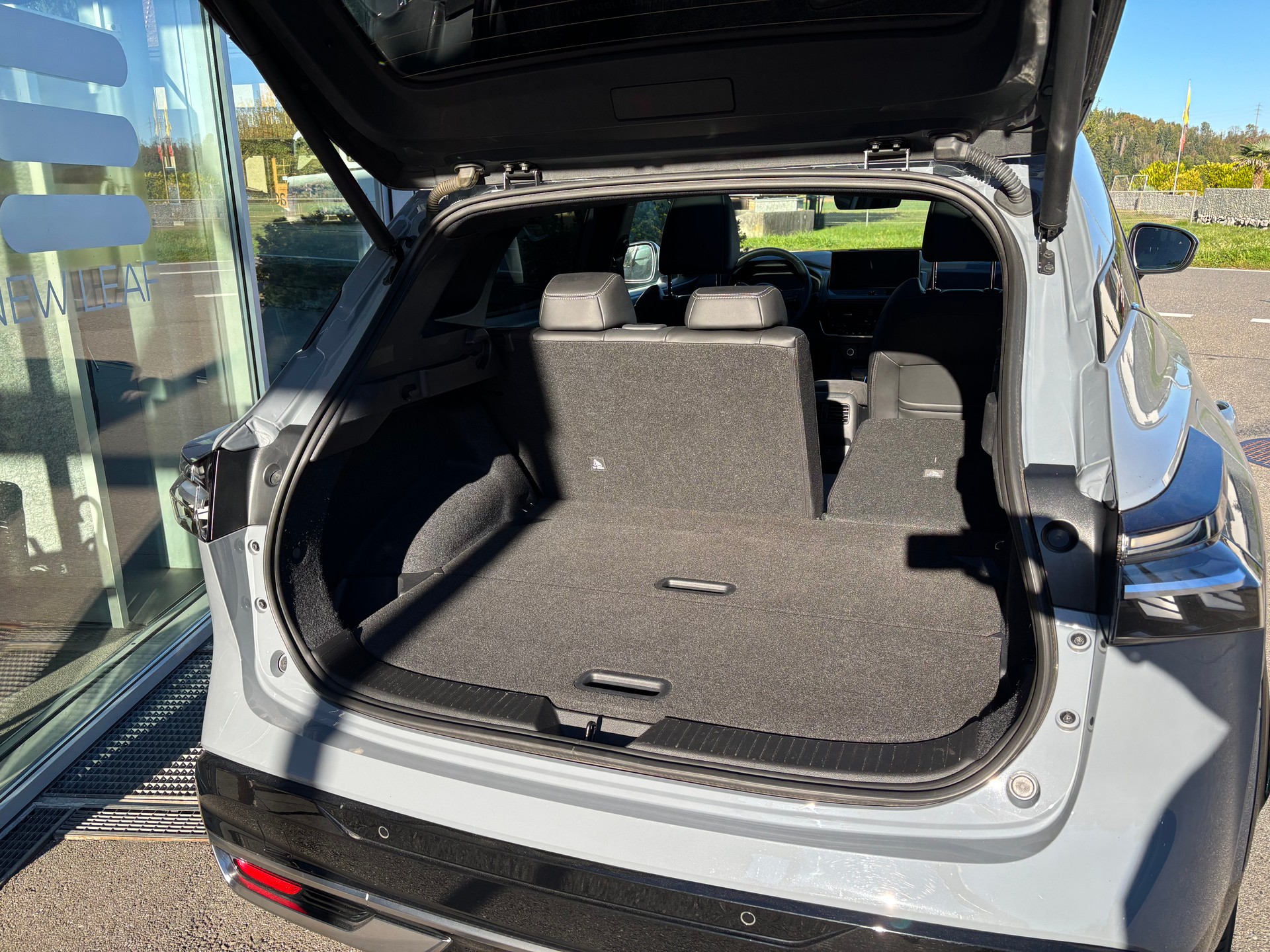 NISSAN Qashqai 1.3 MHEV Tekna+ 4x4-image-5