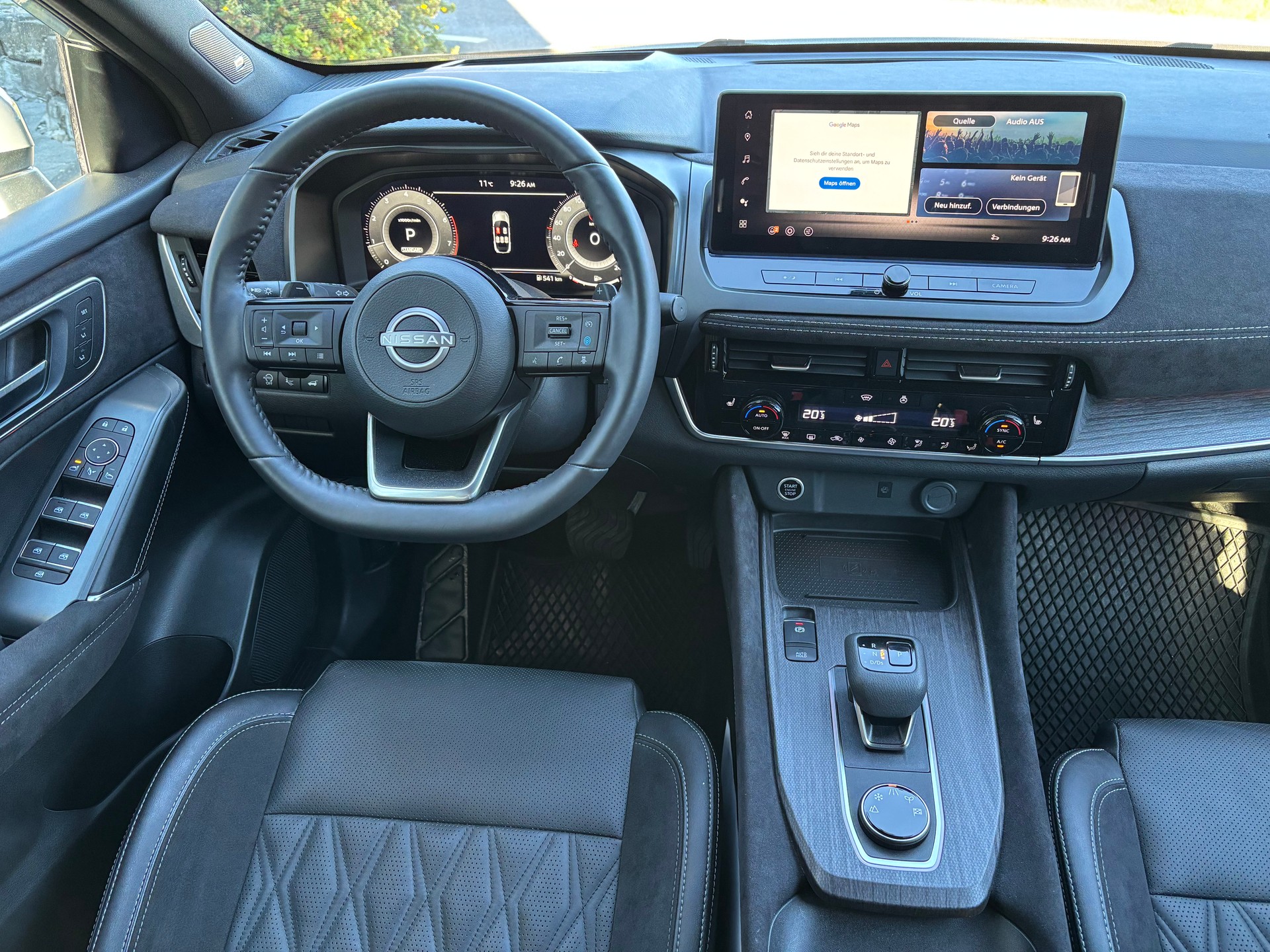 NISSAN Qashqai 1.3 MHEV Tekna+ 4x4-image-9