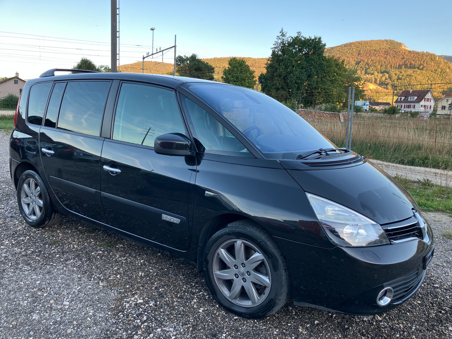 RENAULT Espace 2.0 dCi Swiss Ed.-image-1