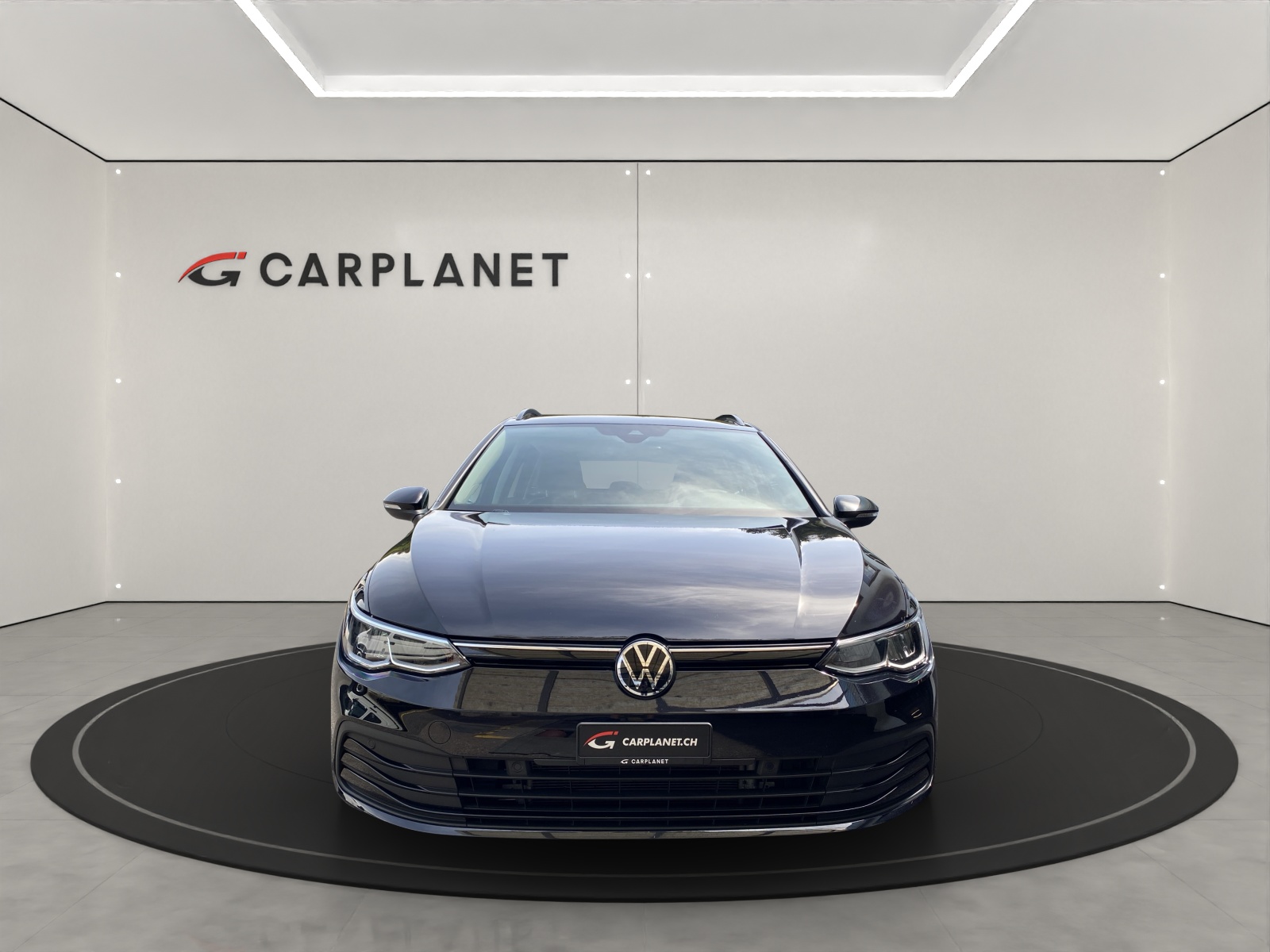 VW Golf VIII Variant 1.0 TSI Value-showroom-element-1