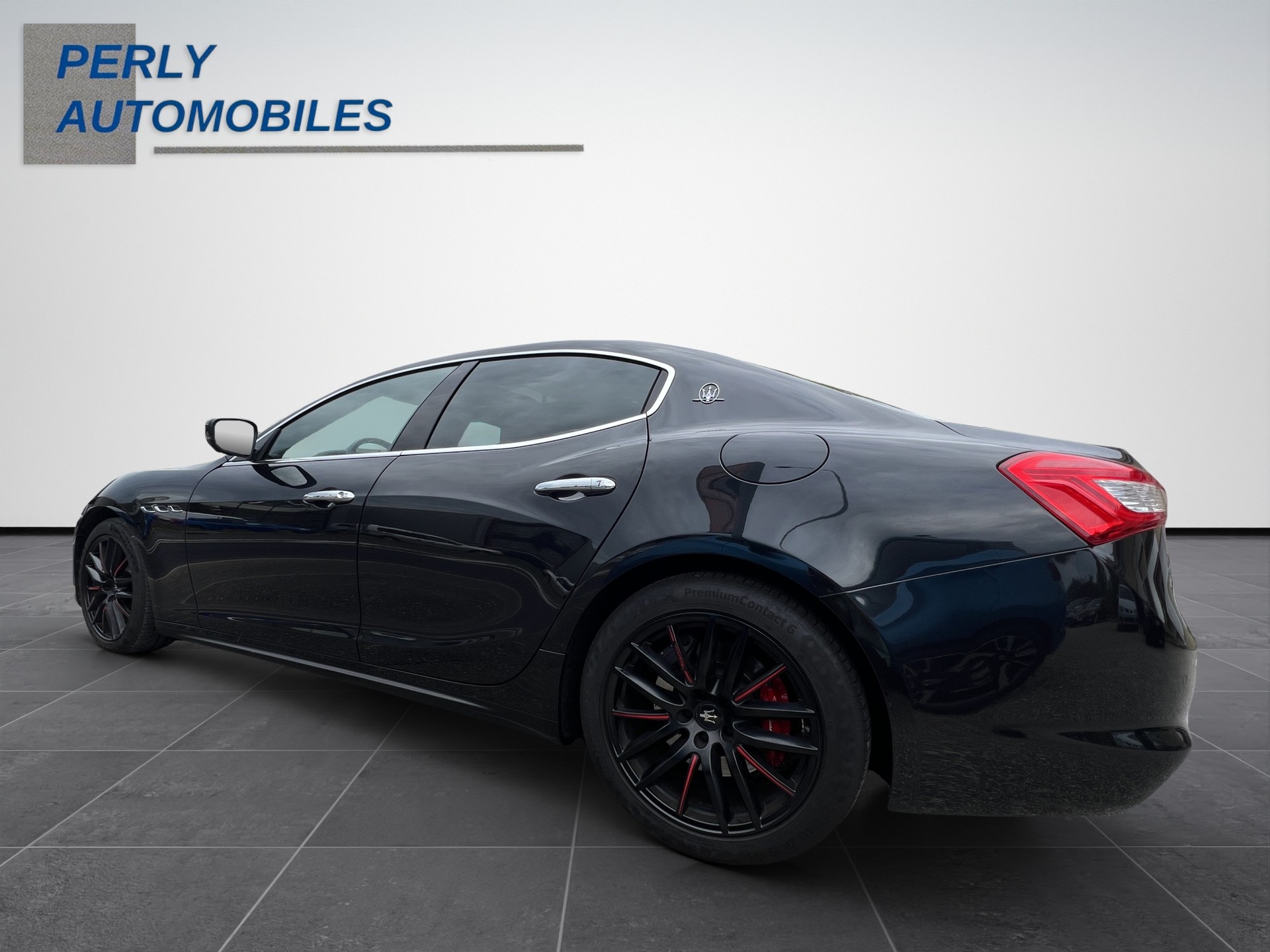 MASERATI Ghibli 3.0 V6 S GranSport Q4-image-3